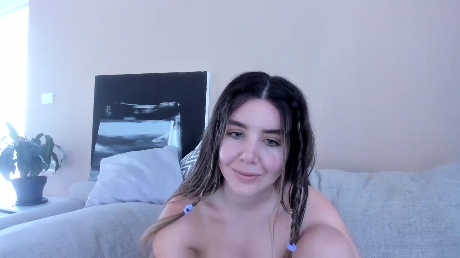 Gallery image thumbnail from LauraVega's myfreecams stream on, 06/17/2024, 17:35 image 11 of 20