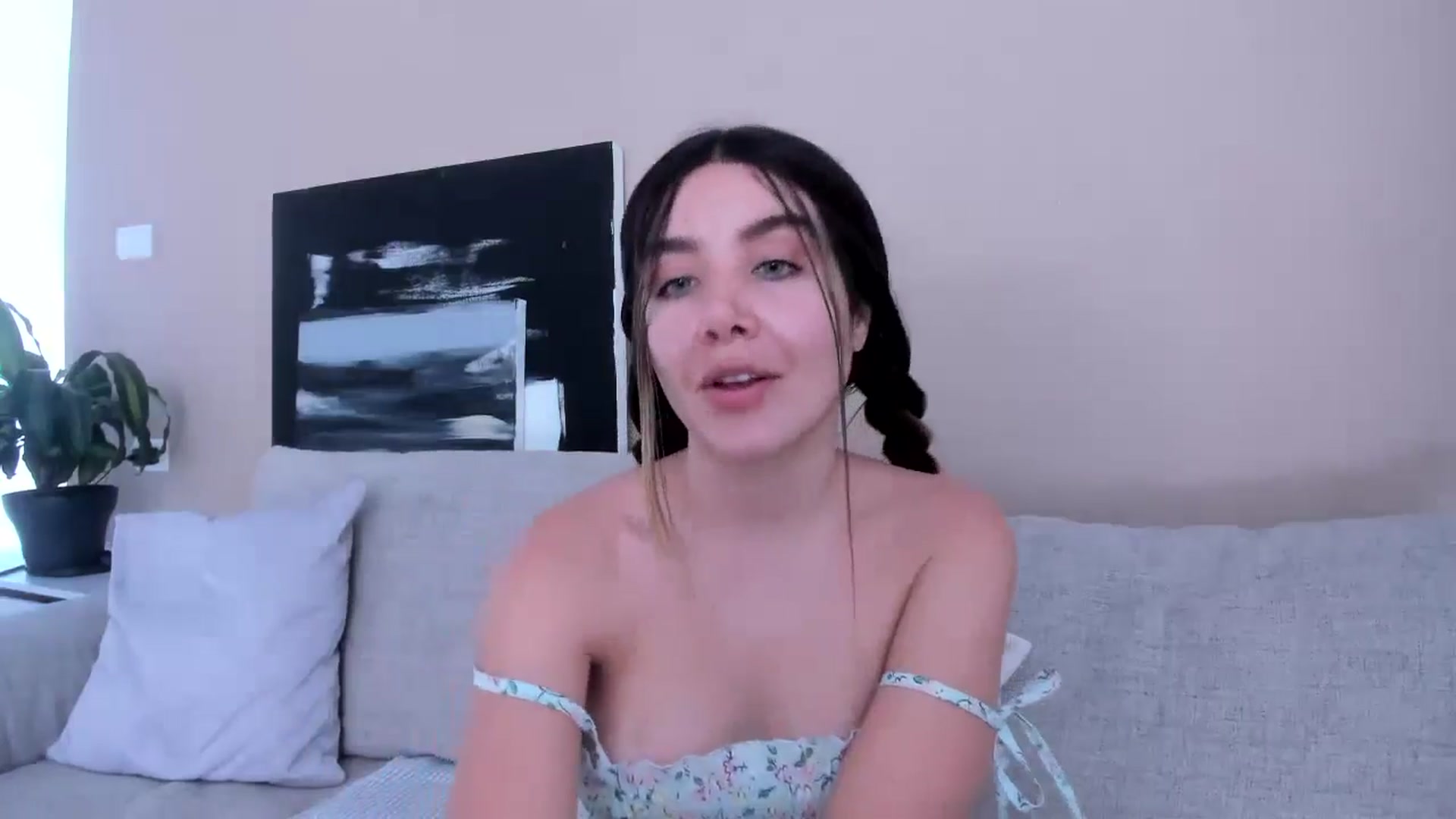 Gallery image thumbnail from LauraVega's myfreecams stream on, 07/16/2024, 14:19 image 13 of 20