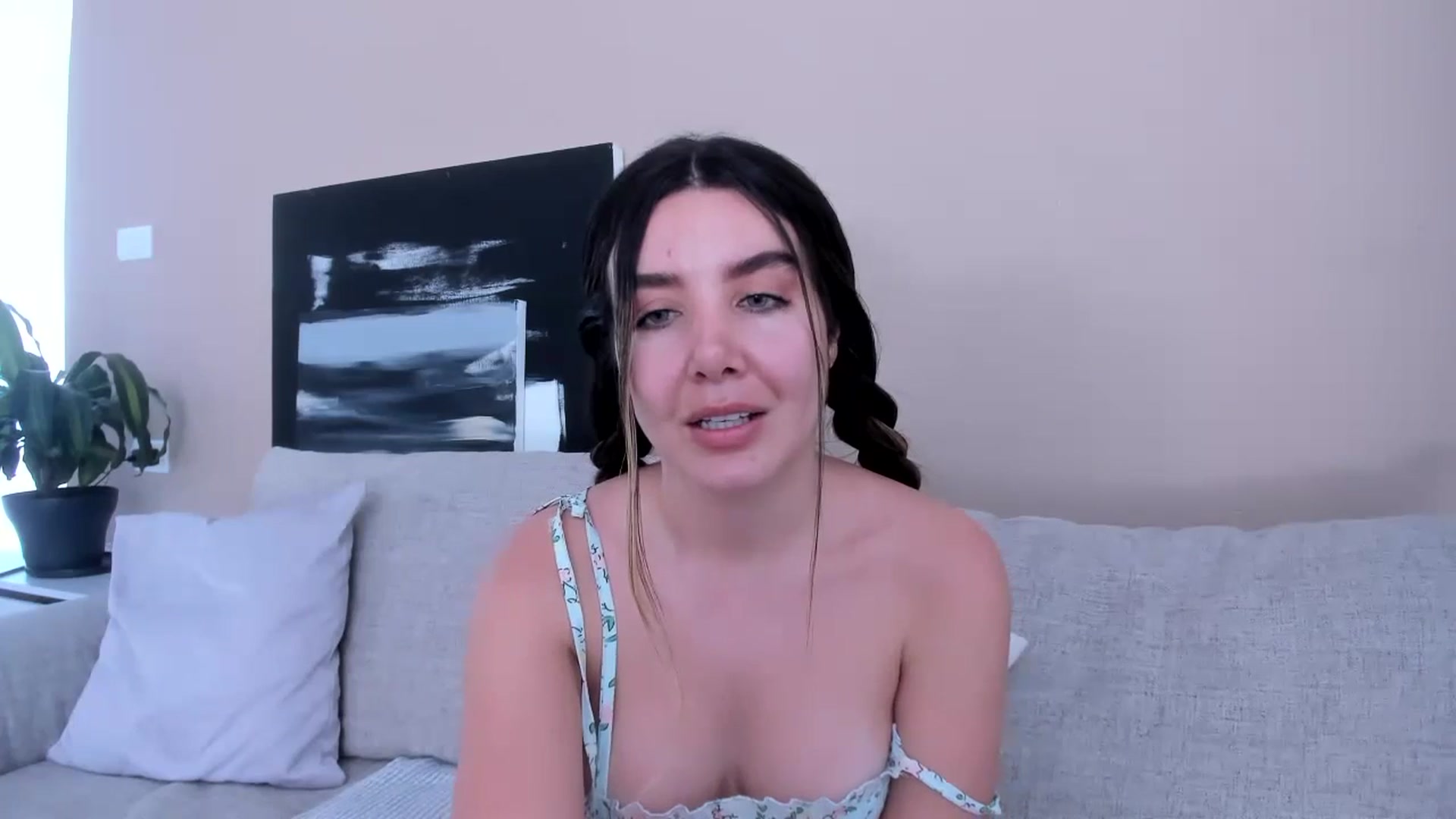 Gallery image thumbnail from LauraVega's myfreecams stream on, 07/16/2024, 14:19 image 11 of 20