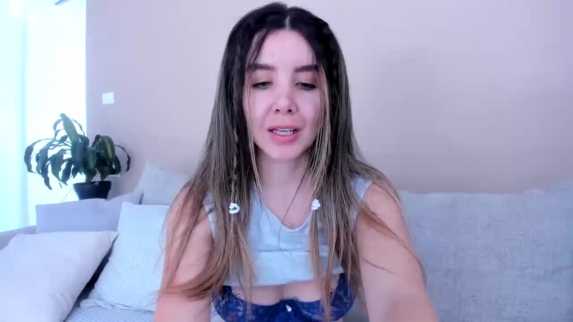 Gallery image thumbnail from LauraVega's myfreecams stream on, 07/20/2024, 15:31 image 2 of 20