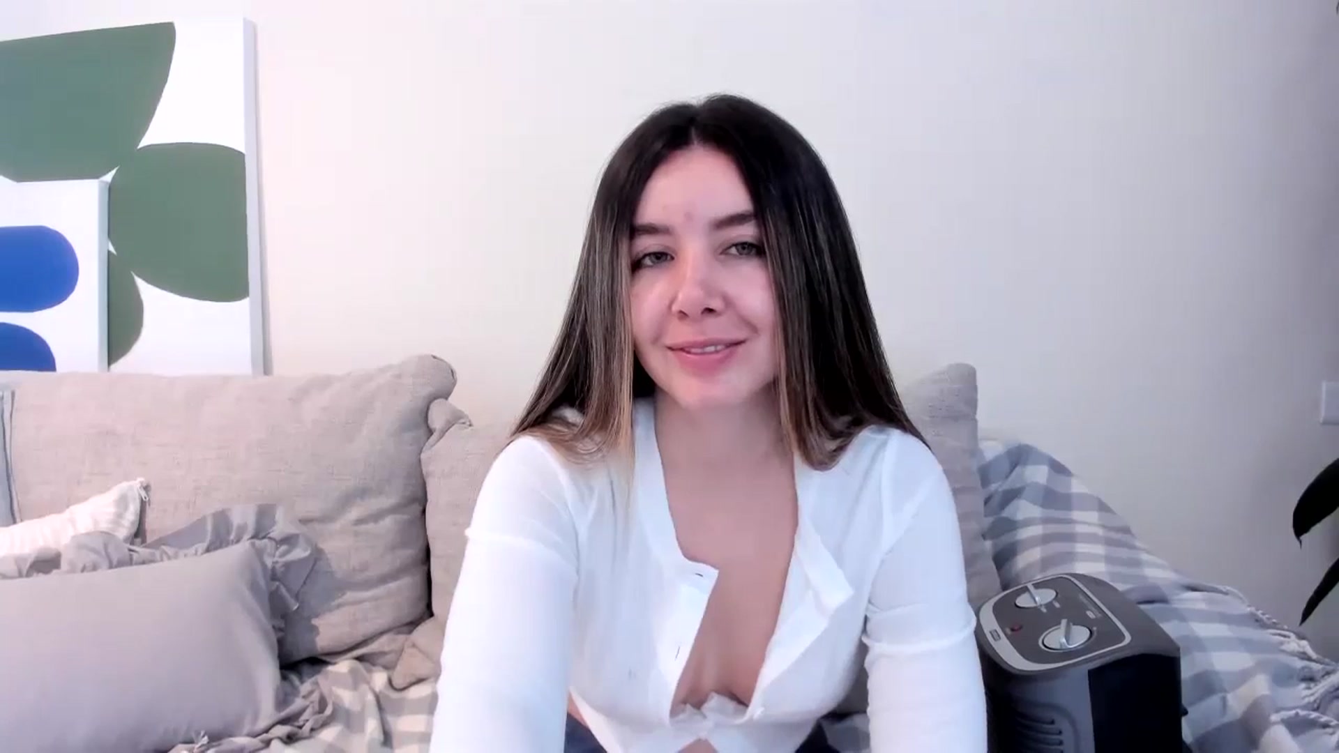 Gallery image thumbnail from LauraVega's myfreecams stream on, 07/28/2024, 14:14 image 3 of 20