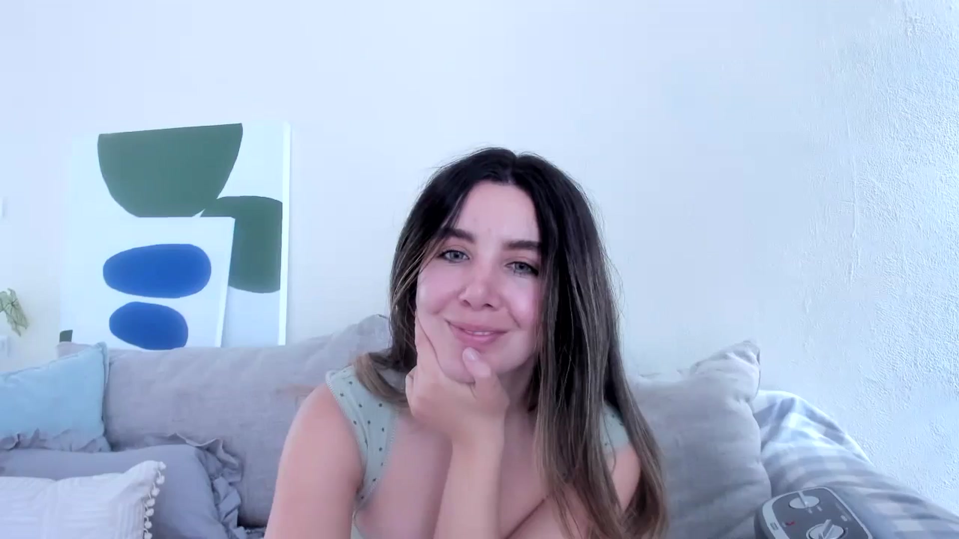 Gallery image thumbnail from LauraVega's myfreecams stream on, 08/10/2024, 16:57 image 13 of 20