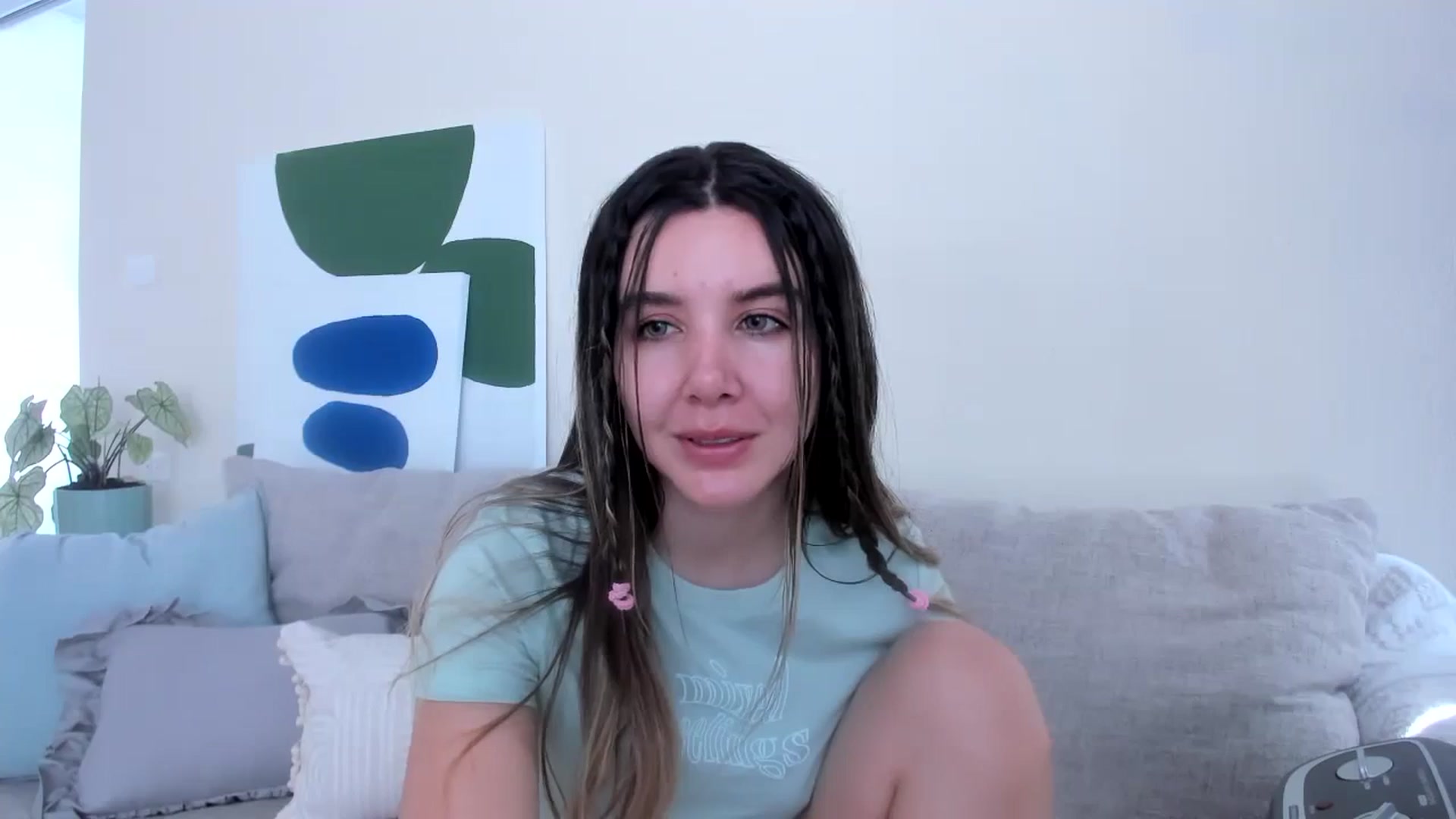 Gallery image thumbnail from LauraVega's myfreecams stream on, 08/13/2024, 15:20 image 5 of 20