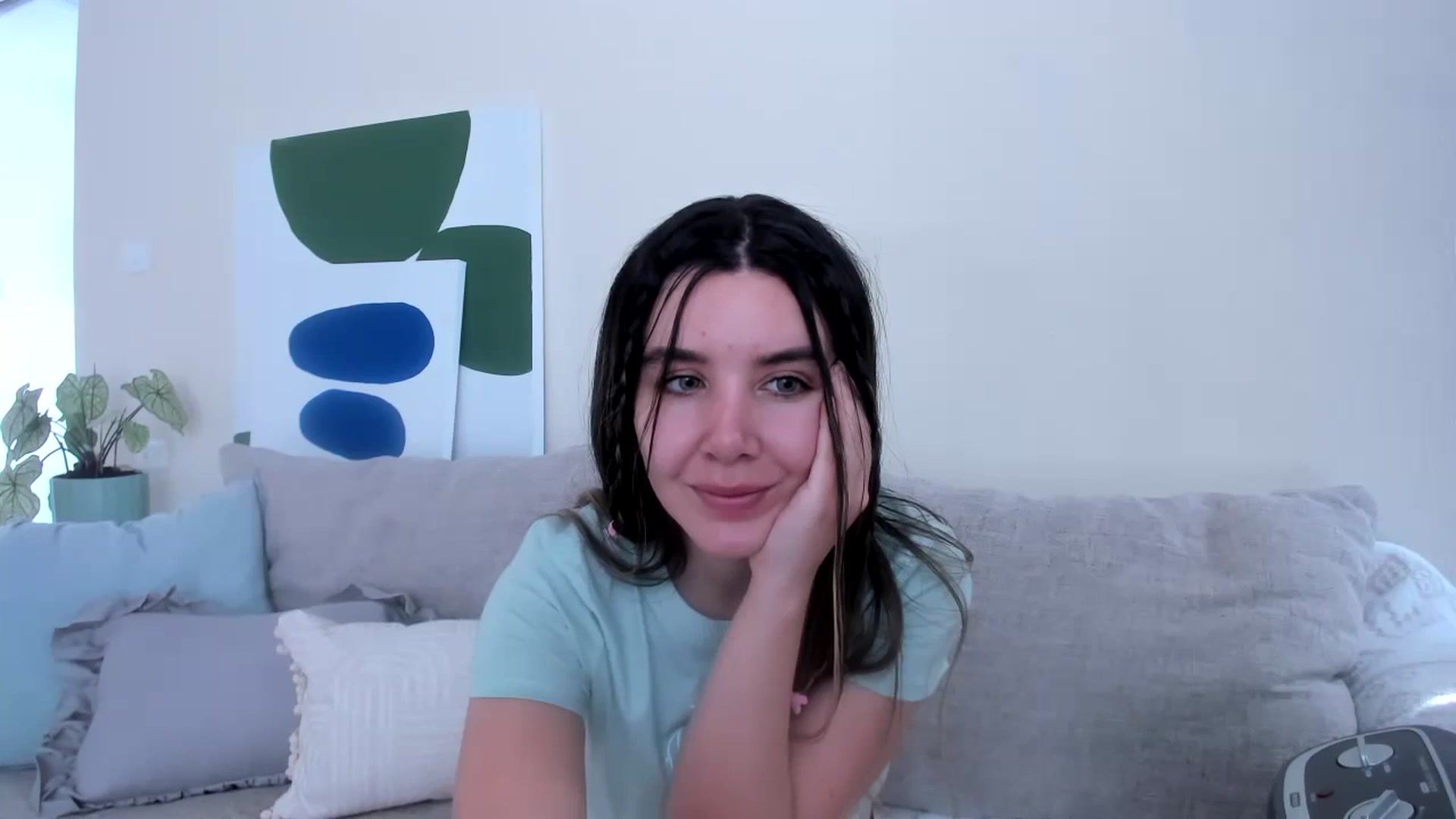 Gallery image thumbnail from LauraVega's myfreecams stream on, 08/13/2024, 15:20 image 6 of 20