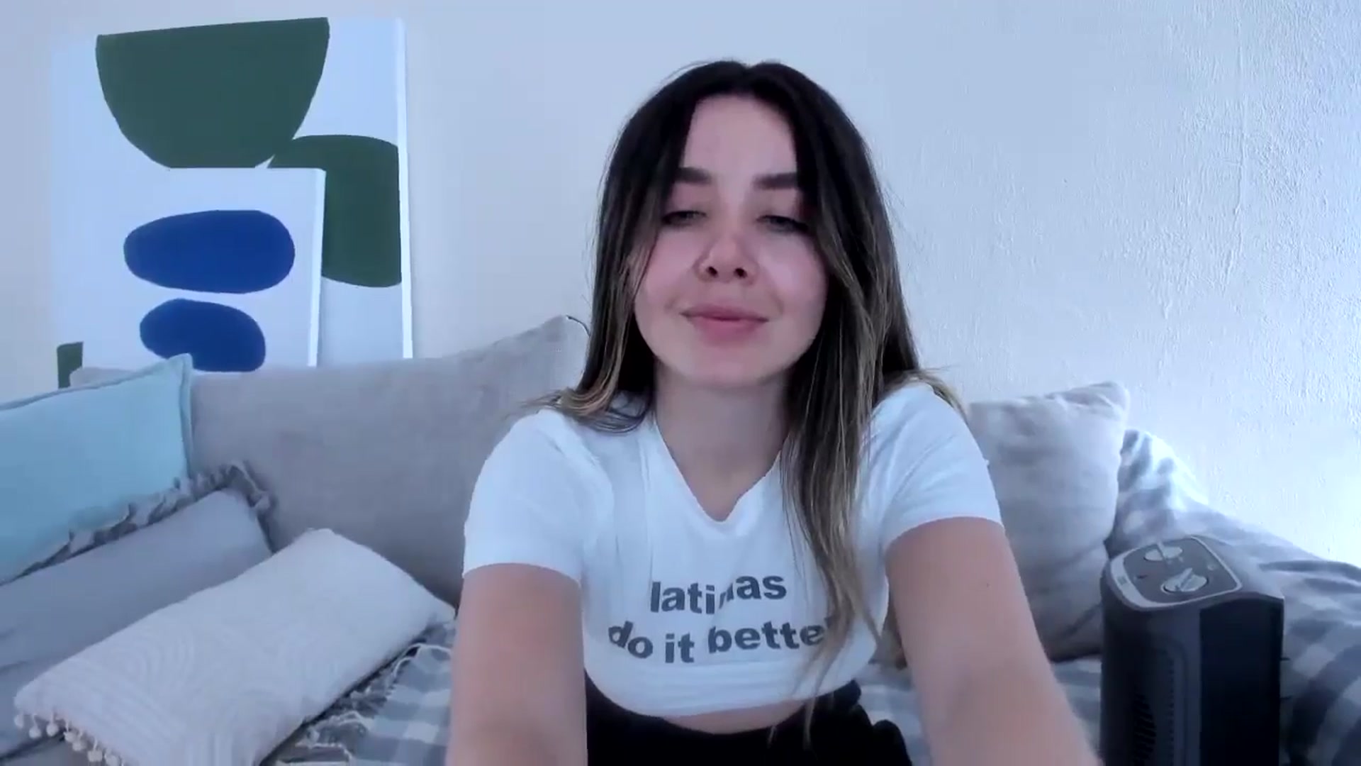 Gallery image thumbnail from LauraVega's myfreecams stream on, 08/24/2024, 18:03 image 5 of 20