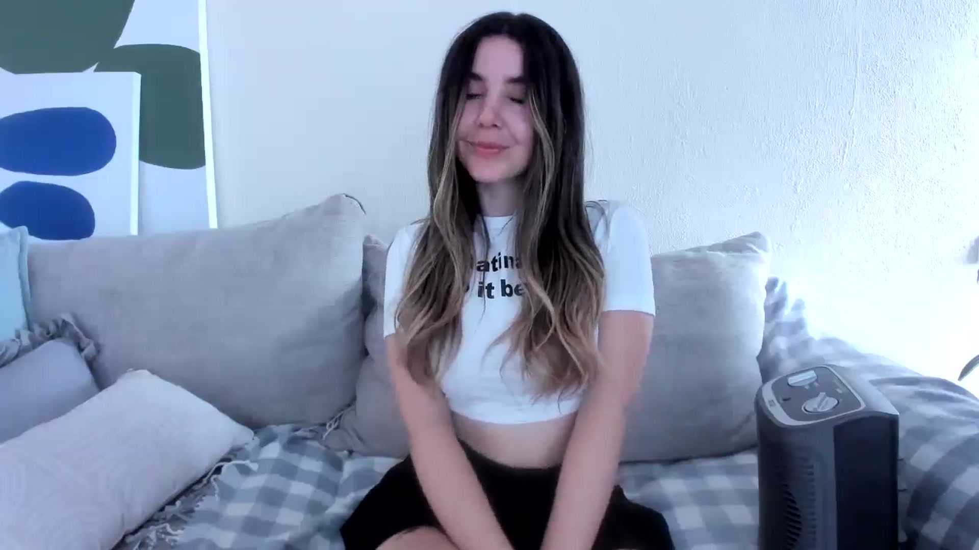 Gallery image thumbnail from LauraVega's myfreecams stream on, 08/24/2024, 18:03 image 11 of 20