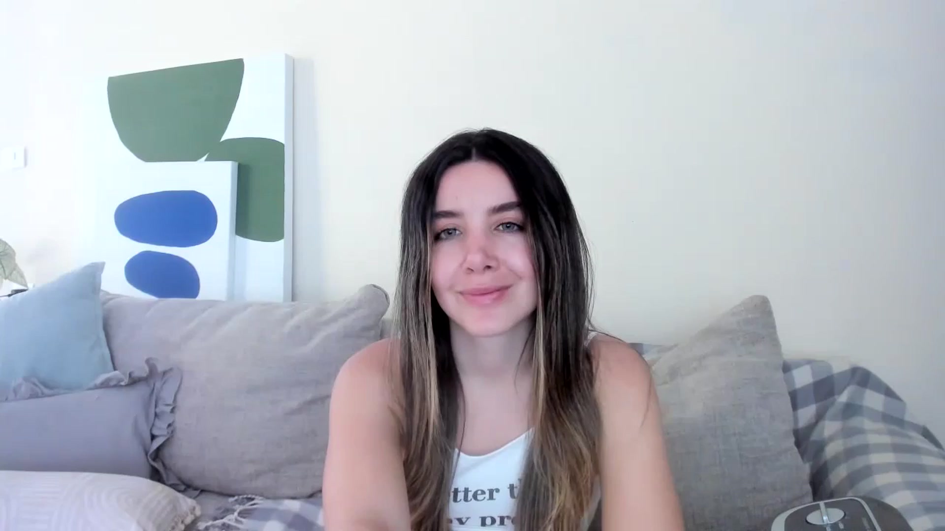 Gallery image thumbnail from LauraVega's myfreecams stream on, 08/28/2024, 17:20 image 3 of 20