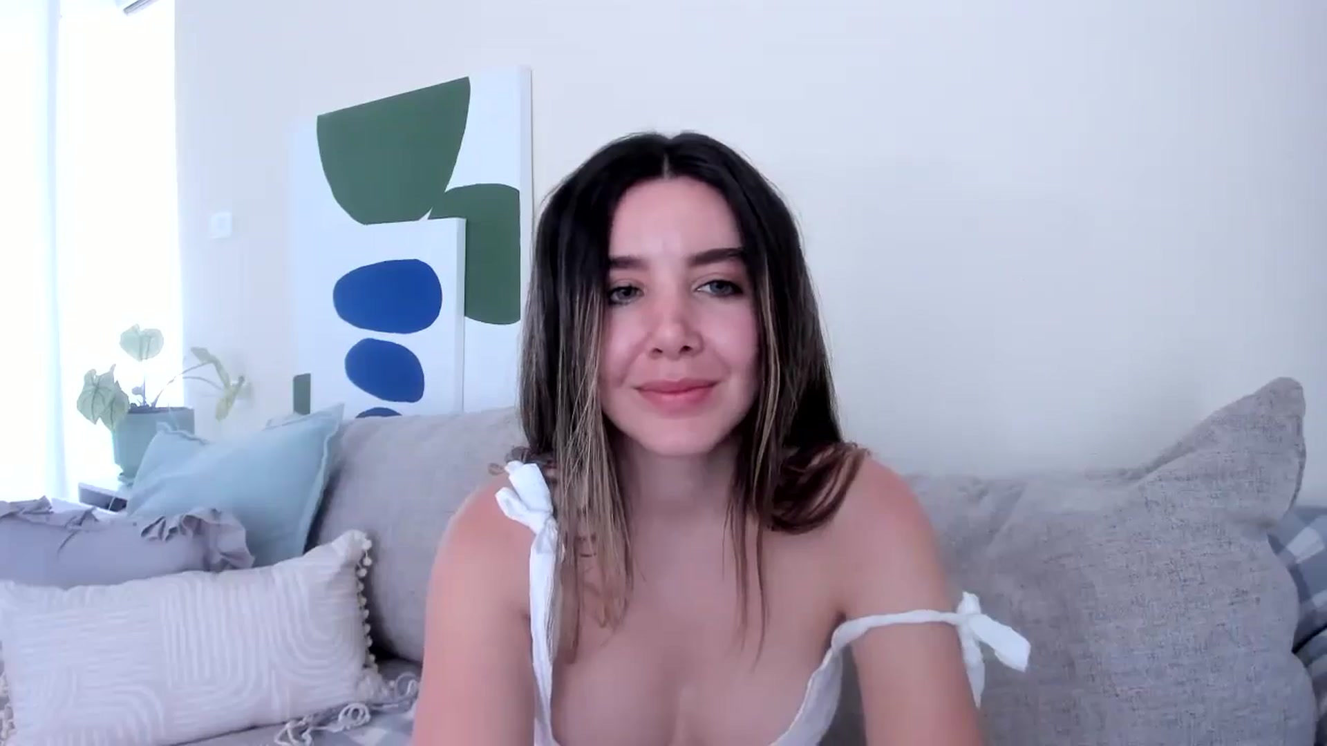 Gallery image thumbnail from LauraVega's myfreecams stream on, 09/08/2024, 16:06 image 17 of 20