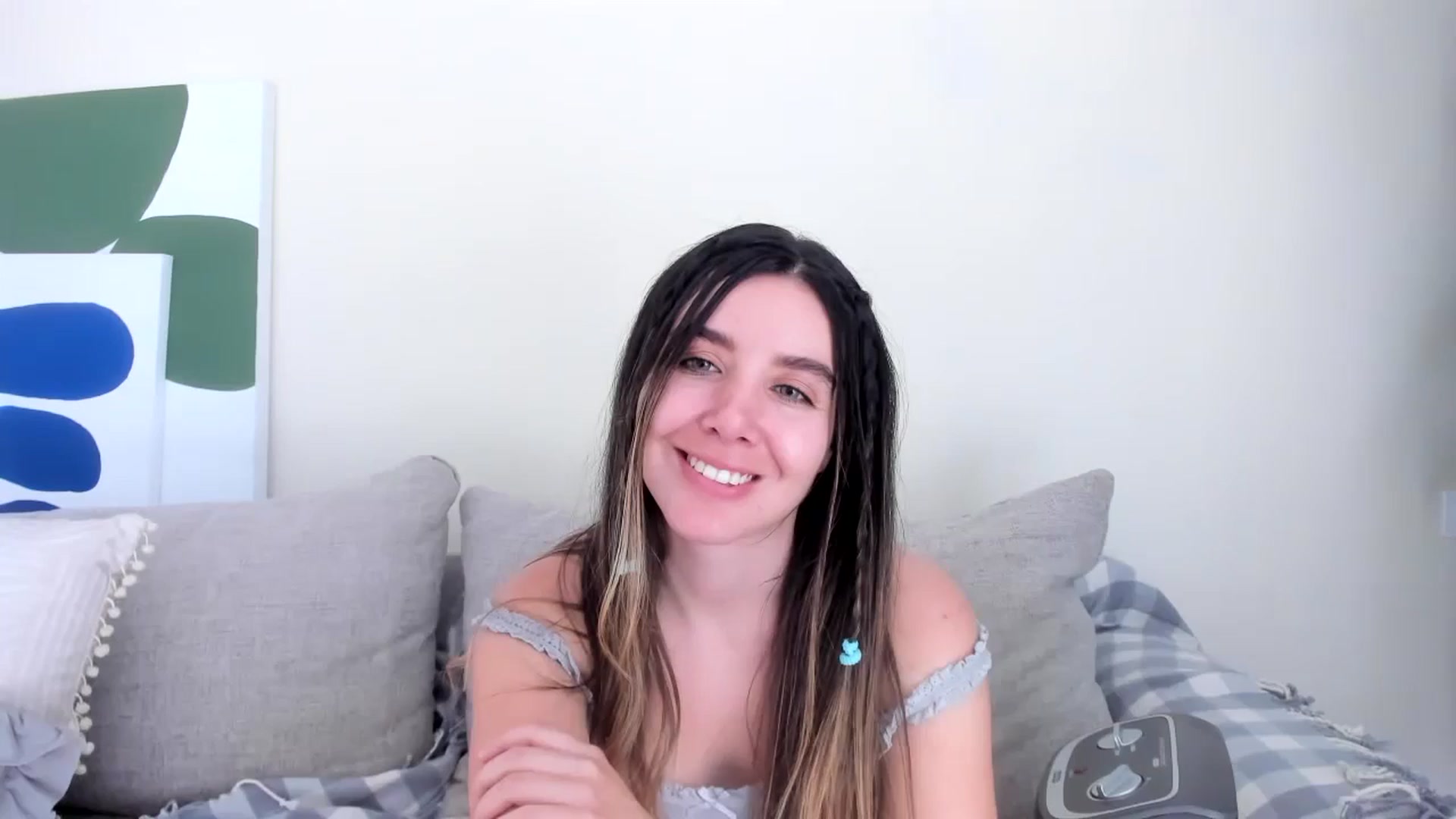 Gallery image thumbnail from LauraVega's myfreecams stream on, 09/23/2024, 16:15 image 15 of 20