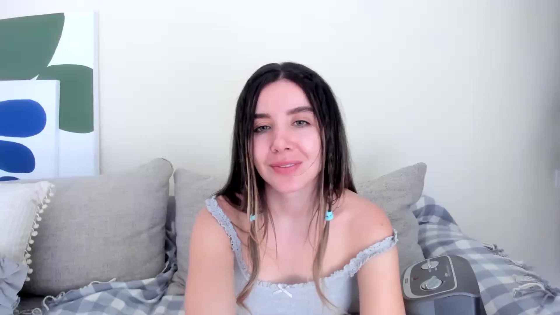 Gallery image thumbnail from LauraVega's myfreecams stream on, 09/23/2024, 16:15 image 10 of 20