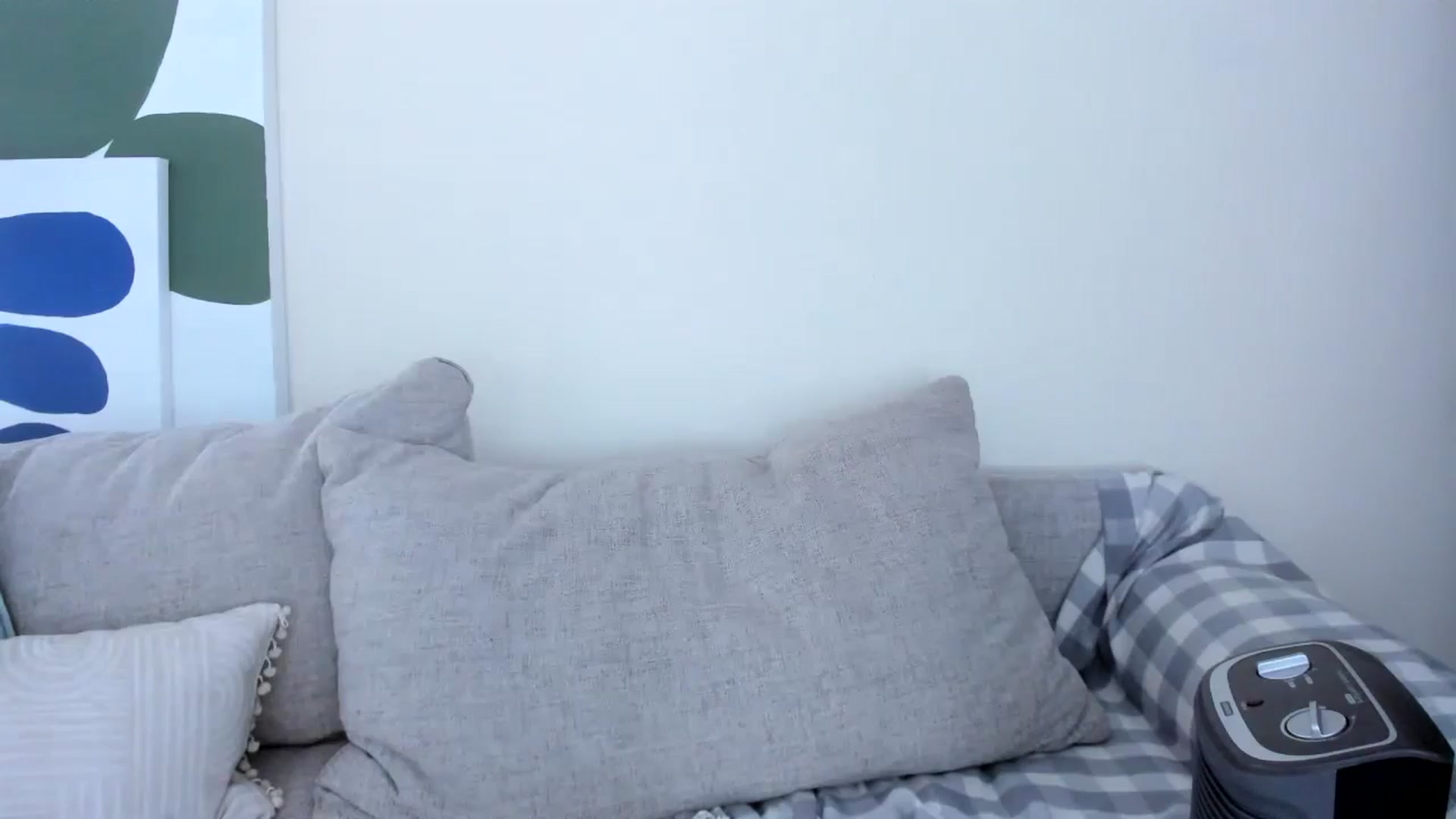 Gallery image thumbnail from LauraVega's myfreecams stream on, 11/04/2024, 18:30 image 16 of 20