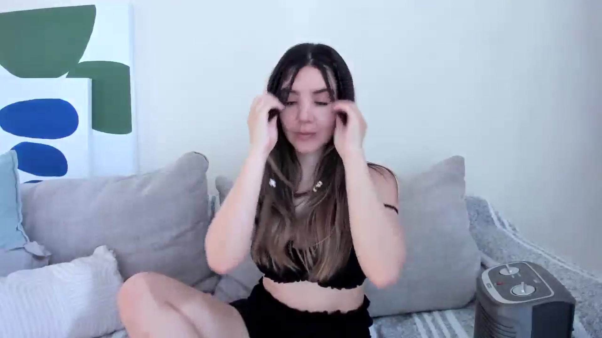 Gallery image thumbnail from LauraVega's myfreecams stream on, 11/06/2024, 16:03 image 13 of 20