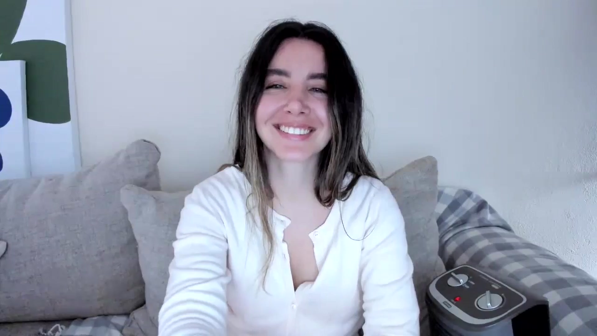 Gallery image thumbnail from LauraVega's myfreecams stream on, 11/13/2024, 17:03 image 9 of 20