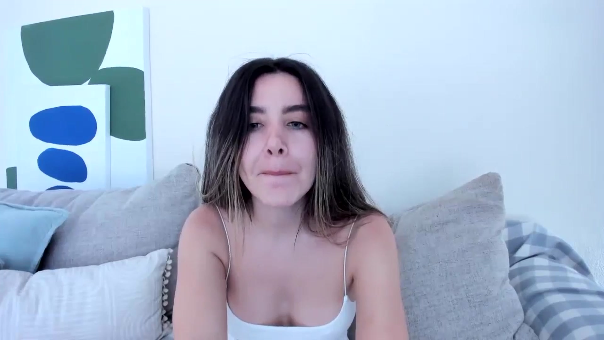 Gallery image thumbnail from LauraVega's myfreecams stream on, 11/15/2024, 15:38 image 2 of 20
