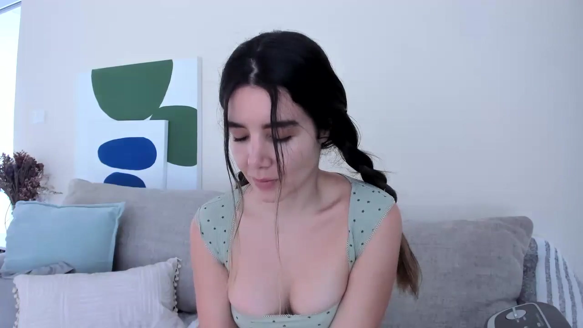 Gallery image thumbnail from LauraVega's myfreecams stream on, 11/19/2024, 14:56 image 19 of 20