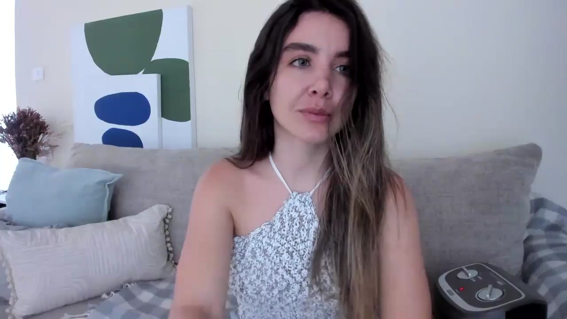 Gallery image thumbnail from LauraVega's myfreecams stream on, 11/21/2024, 15:31 image 1 of 20