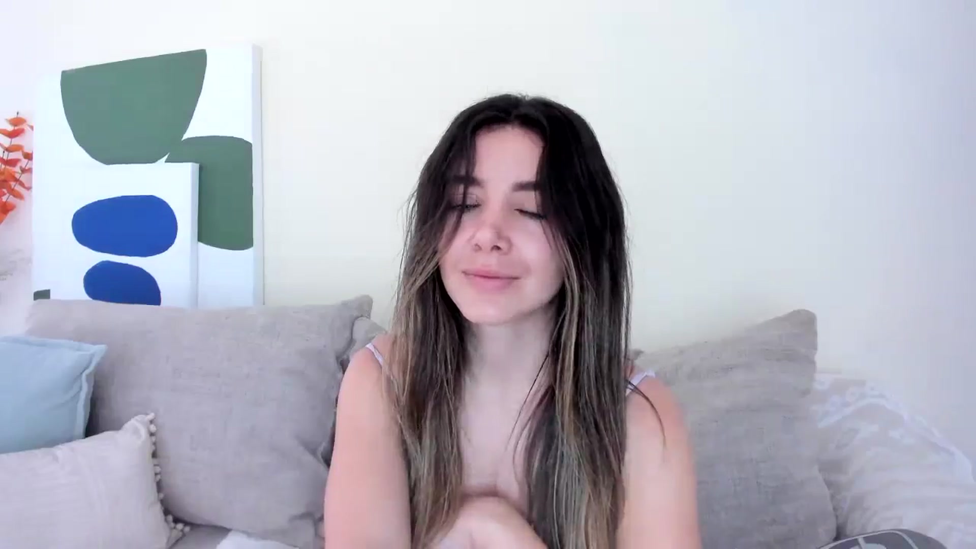 Gallery image thumbnail from LauraVega's myfreecams stream on, 11/23/2024, 18:11 image 10 of 20