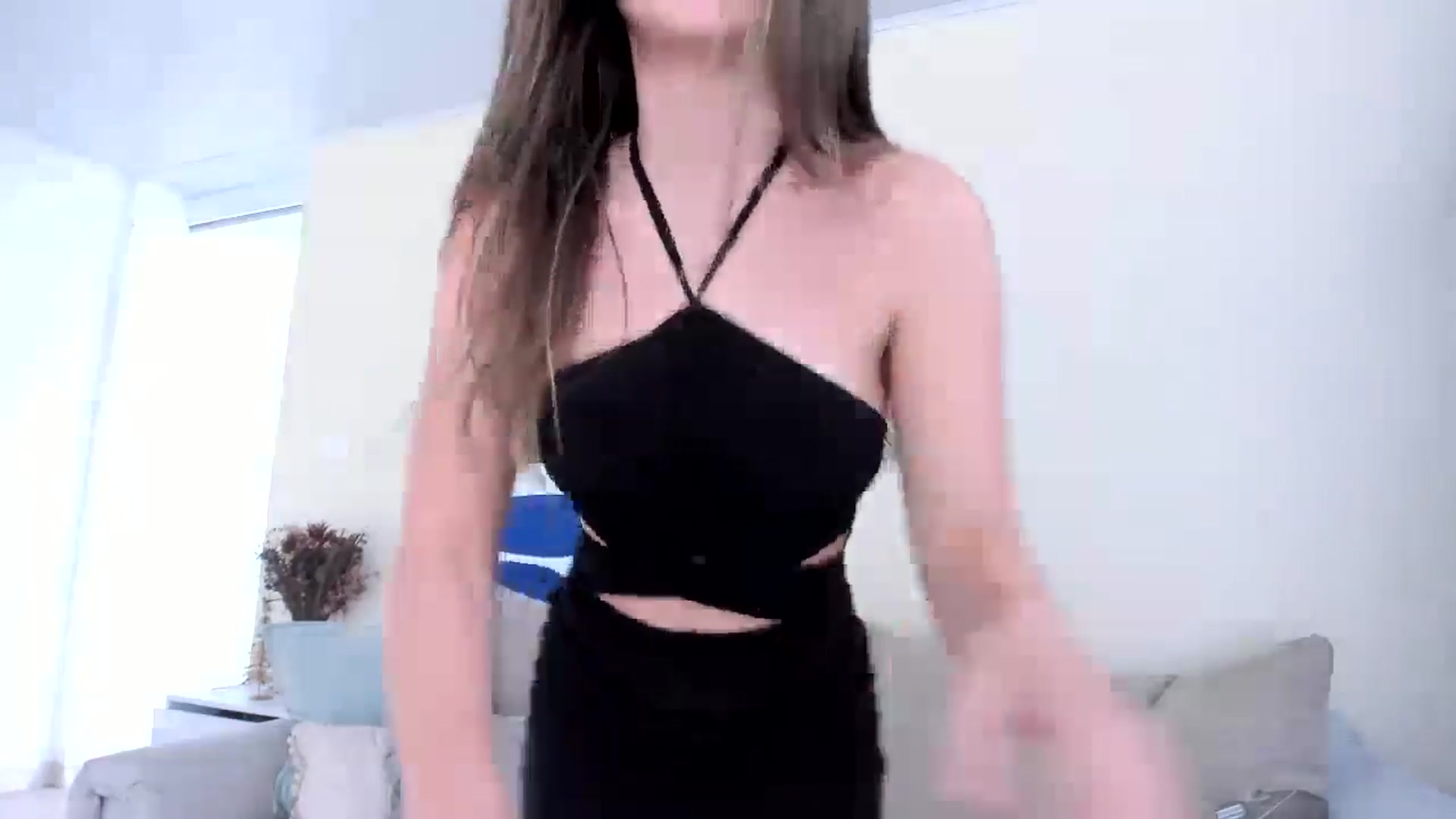 Gallery image thumbnail from LauraVega's myfreecams stream on, 12/31/2024, 17:34 image 11 of 20