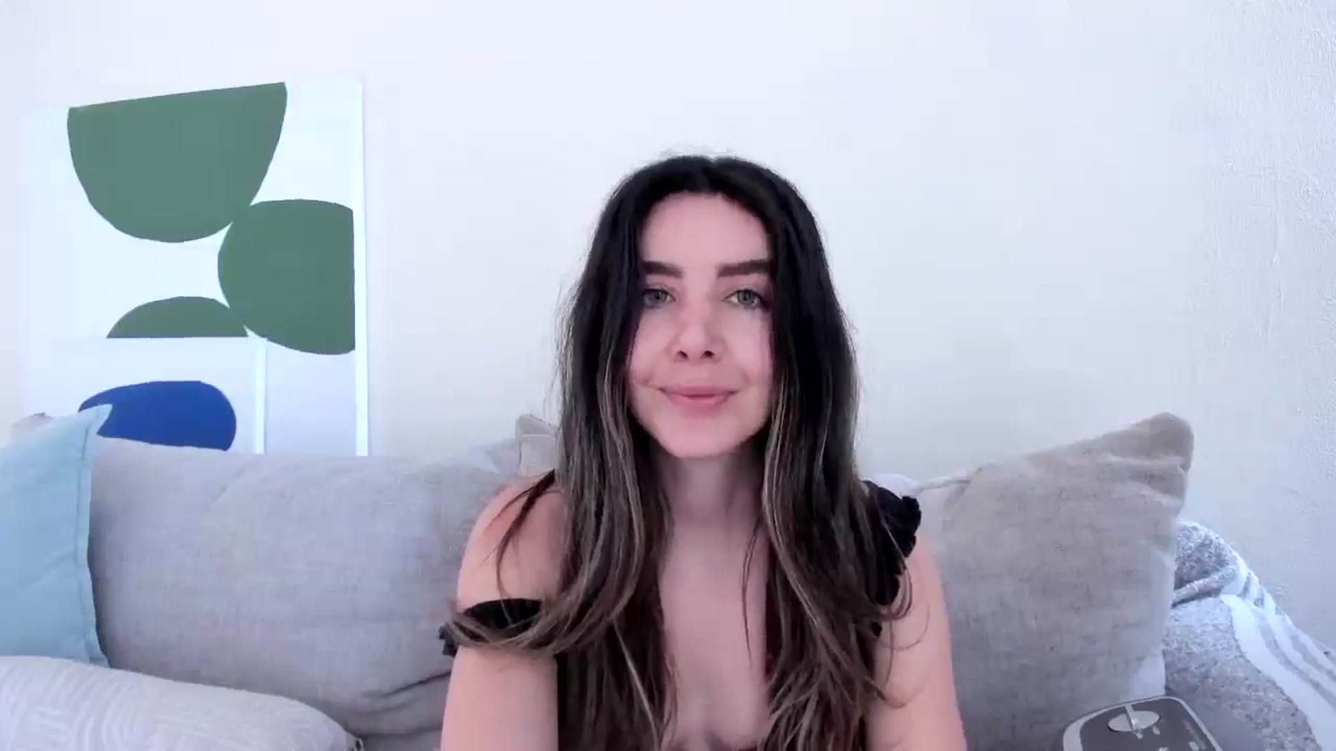 Gallery image thumbnail from LauraVega's myfreecams stream on, 02/02/2025, 17:13 image 18 of 20