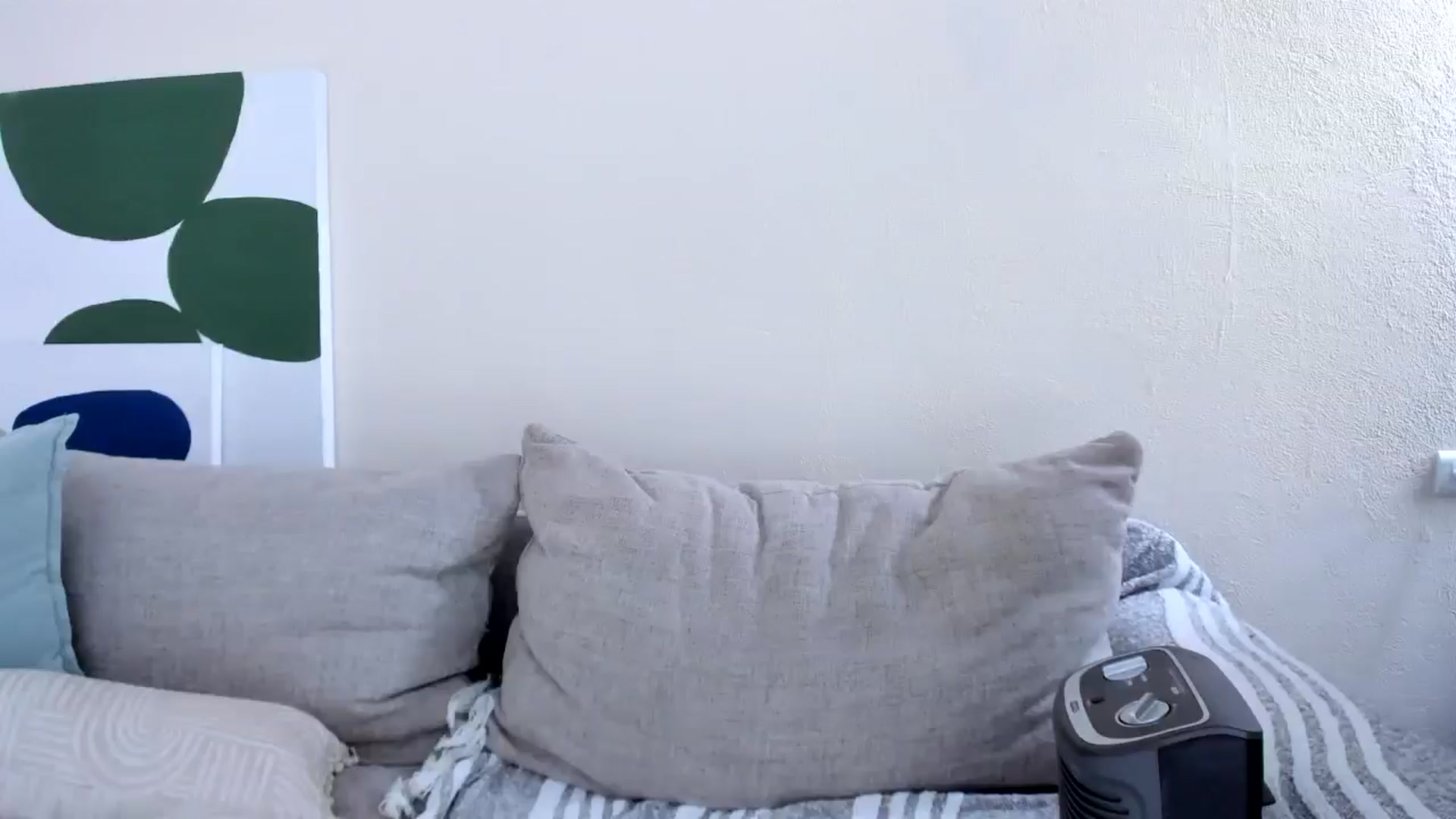 Gallery image thumbnail from LauraVega's myfreecams stream on, 02/02/2025, 18:02 image 12 of 20