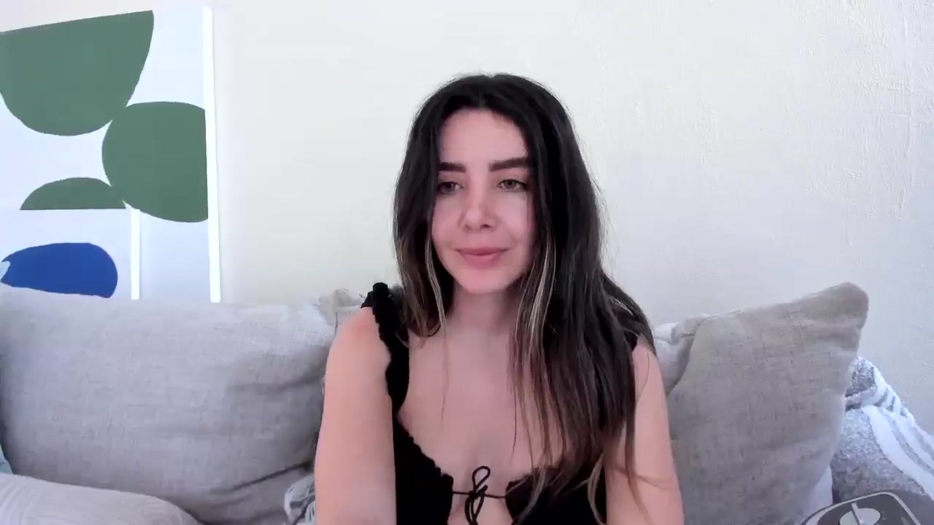 Gallery image thumbnail from LauraVega's myfreecams stream on, 02/02/2025, 18:02 image 6 of 20