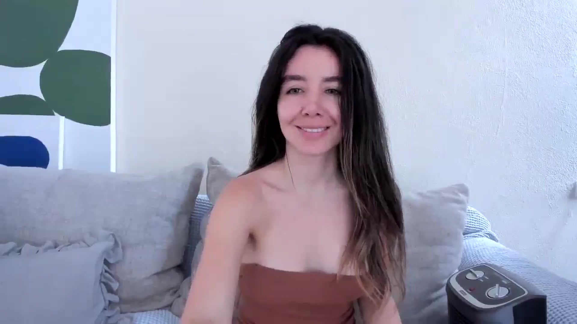 Gallery image thumbnail from LauraVega's myfreecams stream on, 02/10/2025, 18:06 image 4 of 20