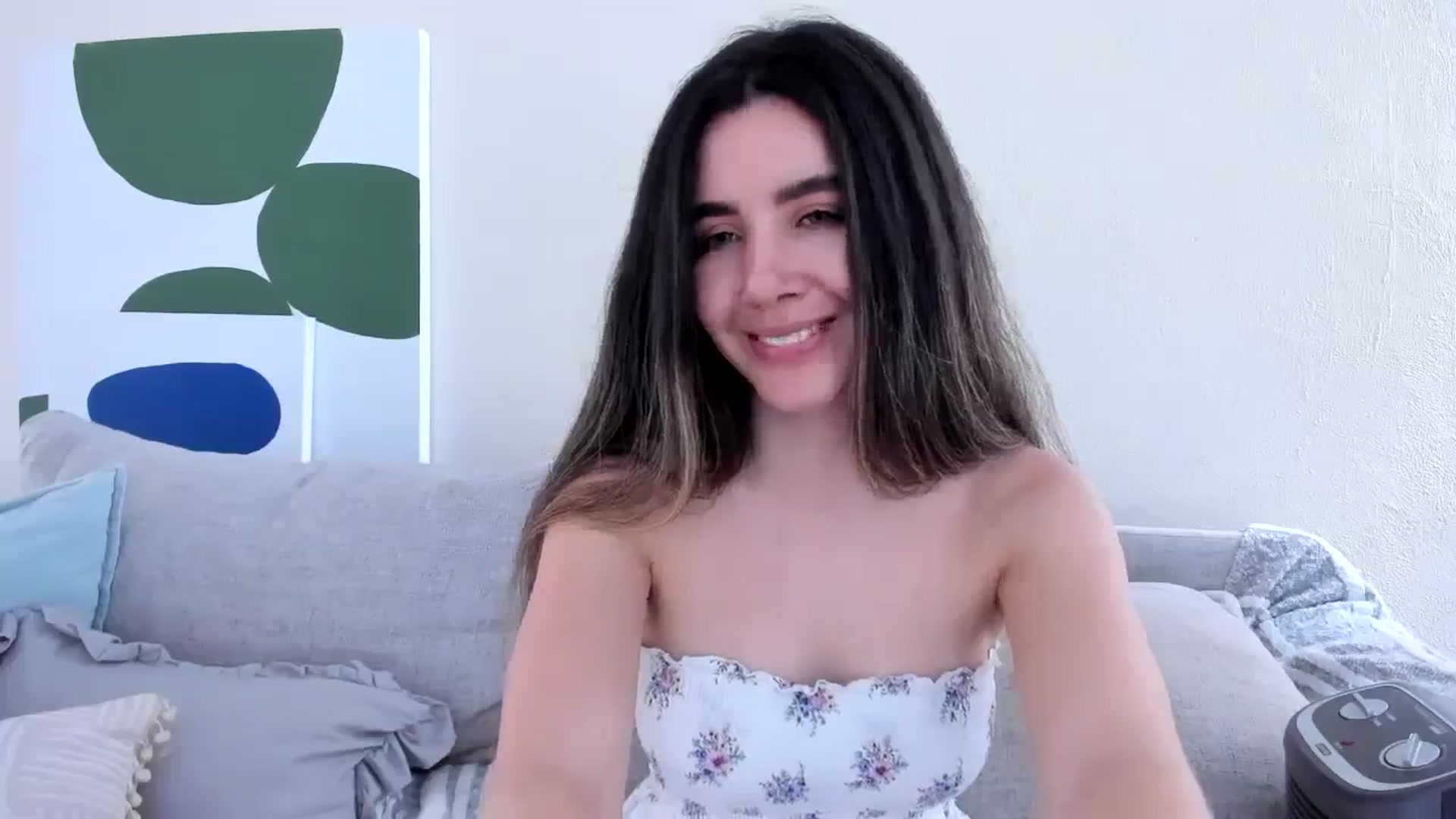 Gallery image thumbnail from LauraVega's myfreecams stream on, 02/17/2025, 17:06 image 3 of 20
