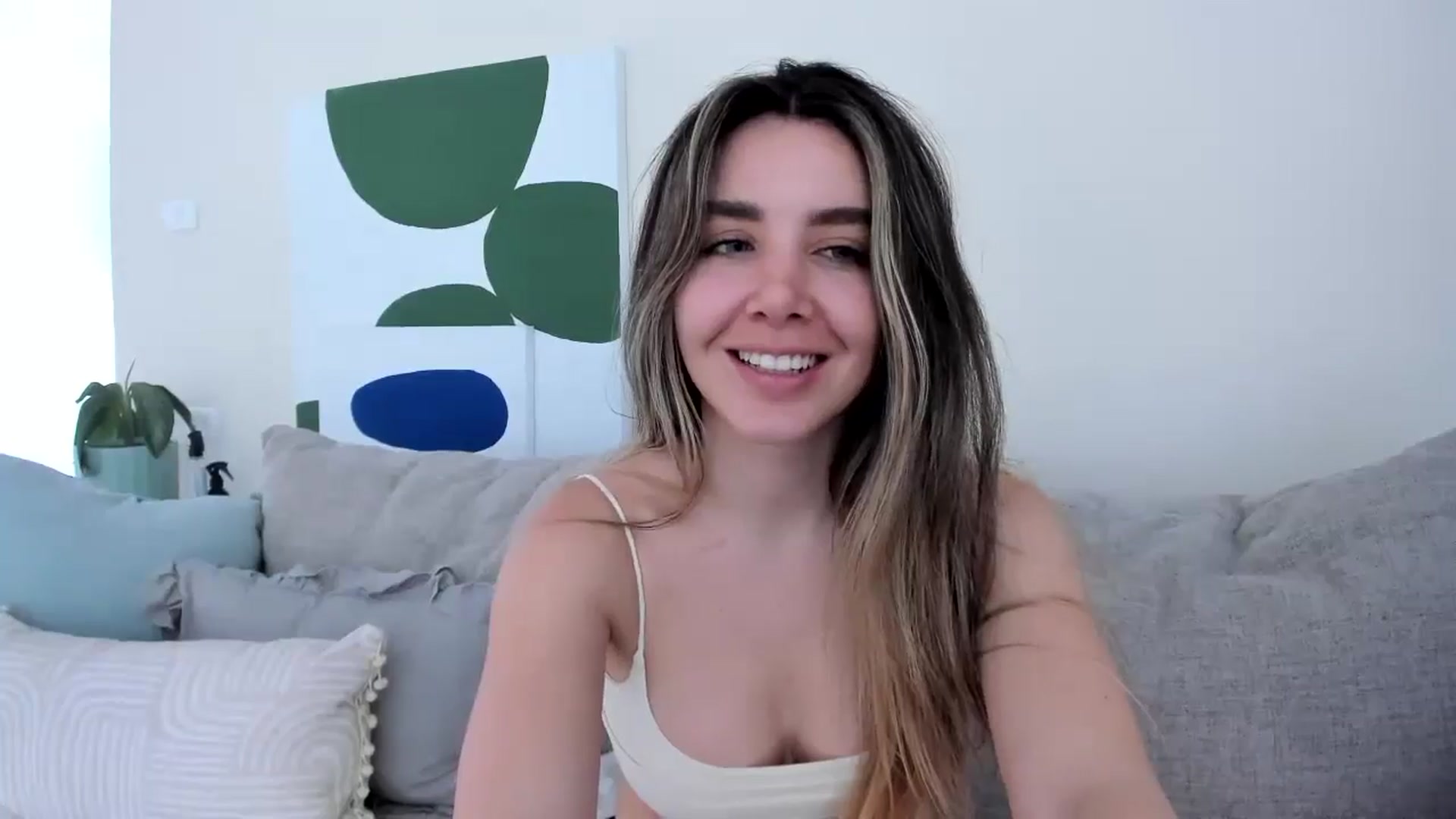 Gallery image thumbnail from LauraVega's myfreecams stream on, 03/09/2025, 18:27 image 3 of 20