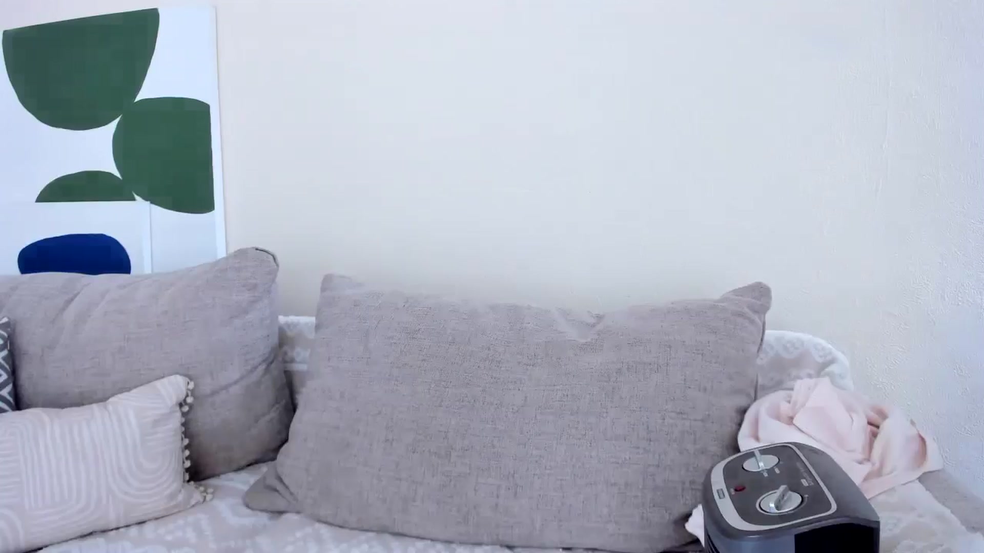 Gallery image thumbnail from LauraVega's myfreecams stream on, 04/05/2025, 17:59 image 10 of 20