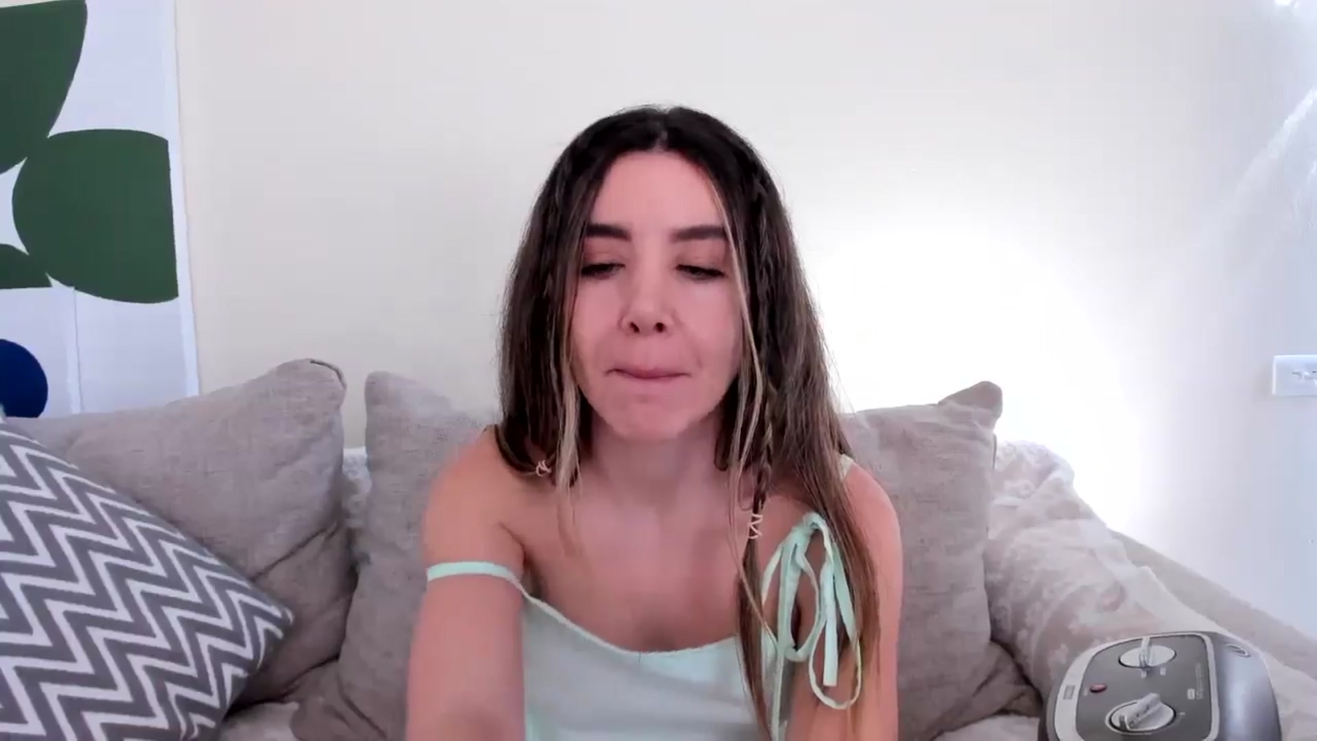 Gallery image thumbnail from LauraVega's myfreecams stream on, 04/07/2025, 15:49 image 5 of 20