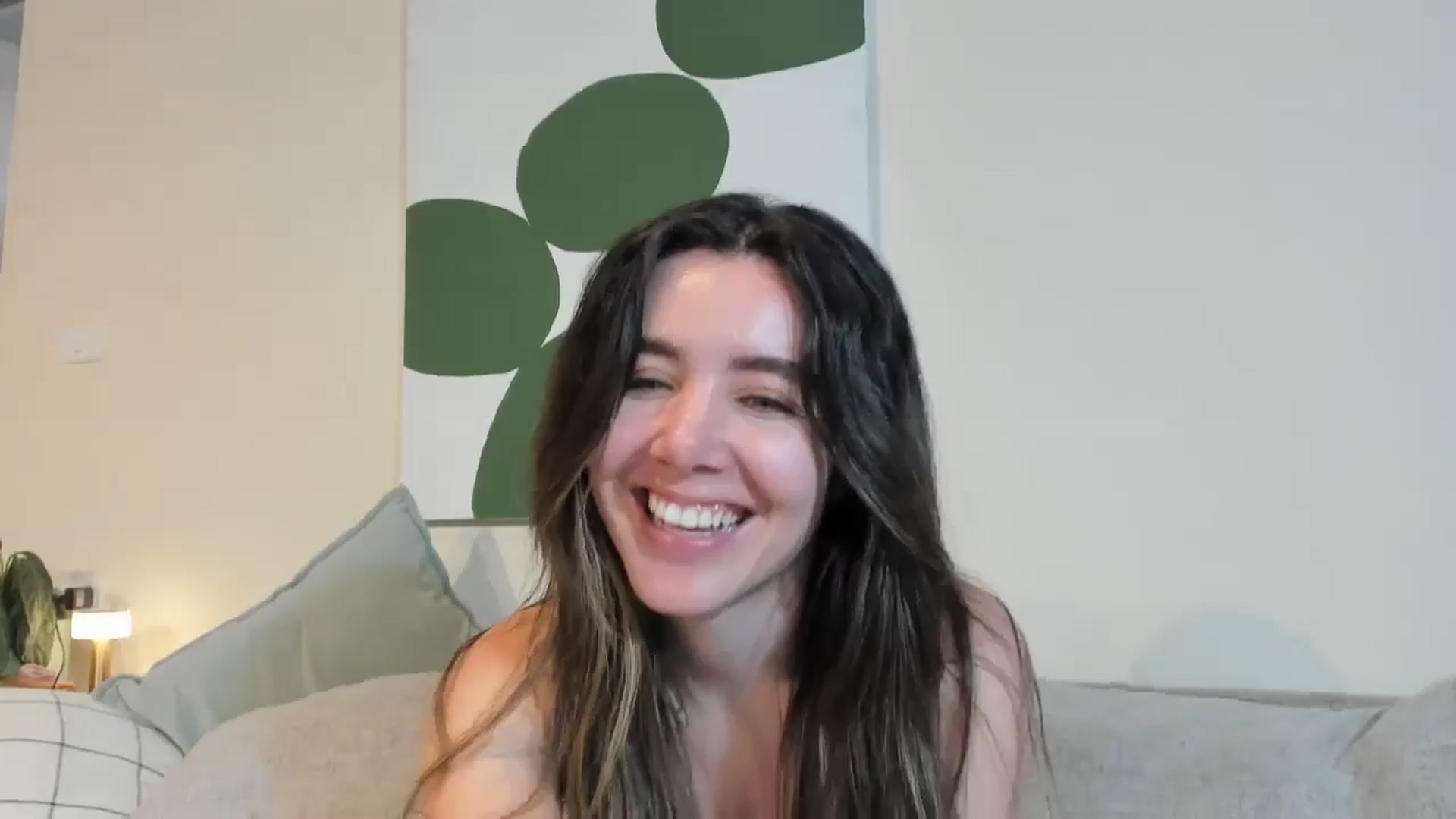 Gallery image thumbnail from LauraVega's myfreecams stream on, 12/26/2025, 24:01 image 13 of 20