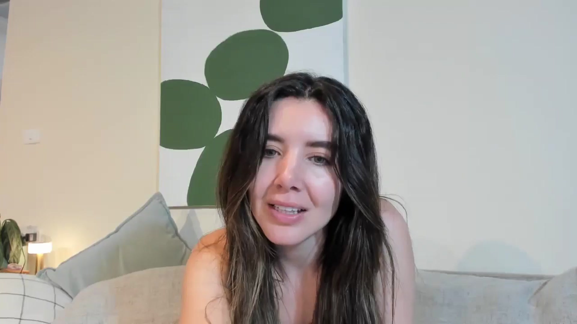 Gallery image thumbnail from LauraVega's myfreecams stream on, 12/26/2025, 24:01 image 14 of 20