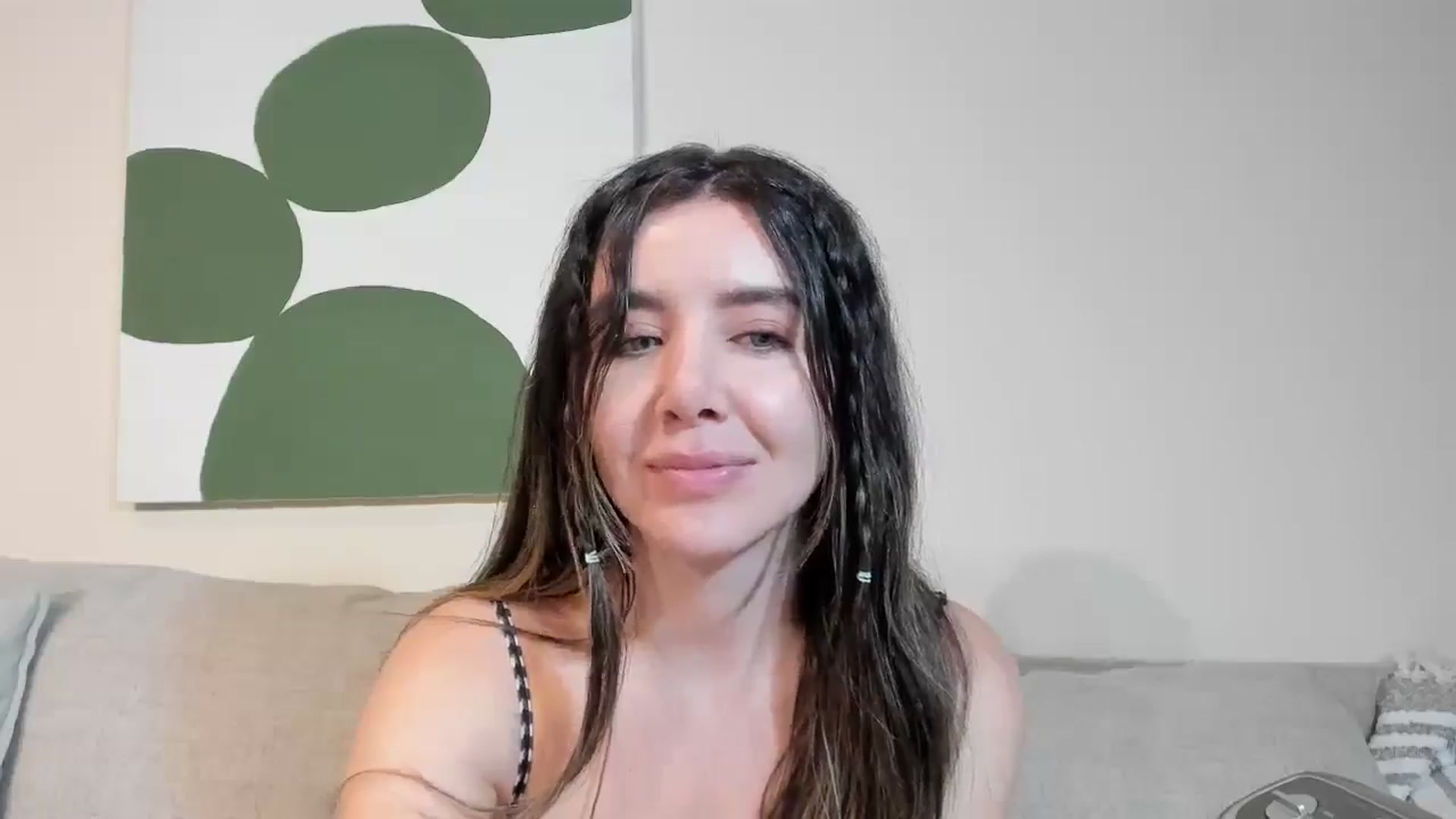 Gallery image thumbnail from LauraVega's myfreecams stream on, 12/27/2025, 23:59 image 19 of 20
