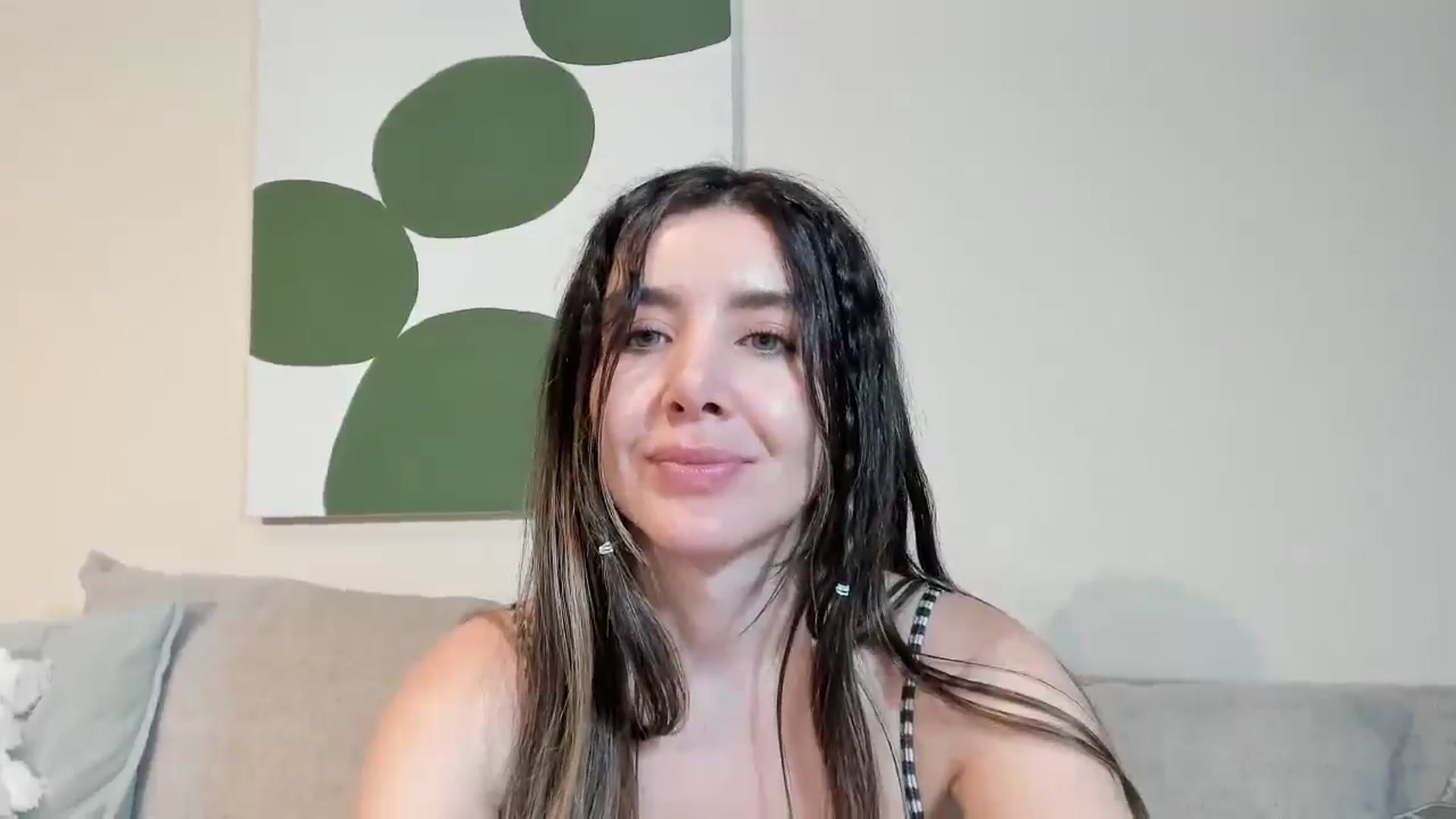 Gallery image thumbnail from LauraVega's myfreecams stream on, 12/27/2025, 23:59 image 3 of 20