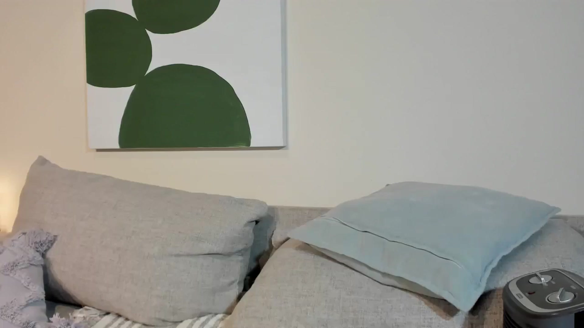 Gallery image thumbnail from LauraVega's myfreecams stream on, 12/31/2025, 24:53 image 3 of 20