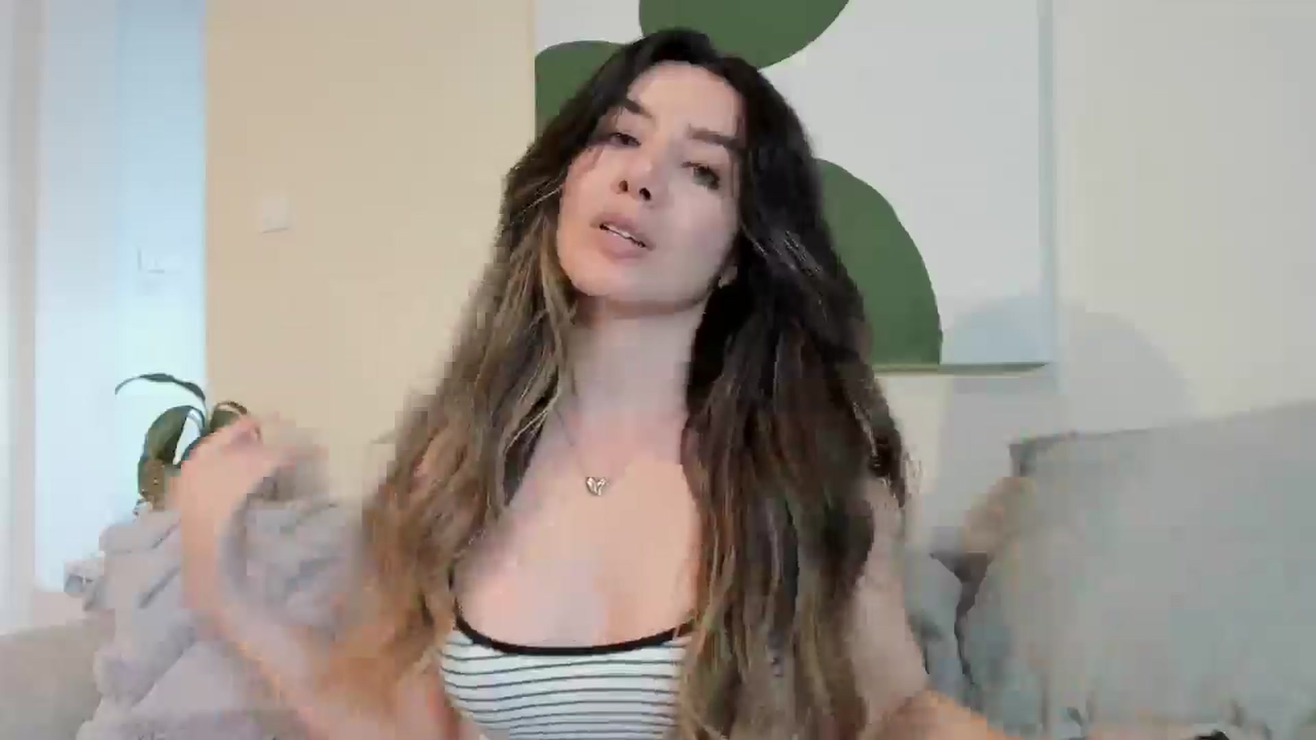 Gallery image thumbnail from LauraVega's myfreecams stream on, 01/04/2026, 23:38 image 7 of 20