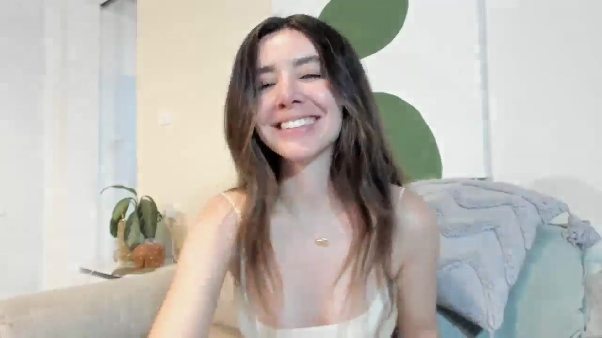 Gallery image thumbnail from LauraVega's myfreecams stream on, 01/07/2026, 01:49 image 17 of 20