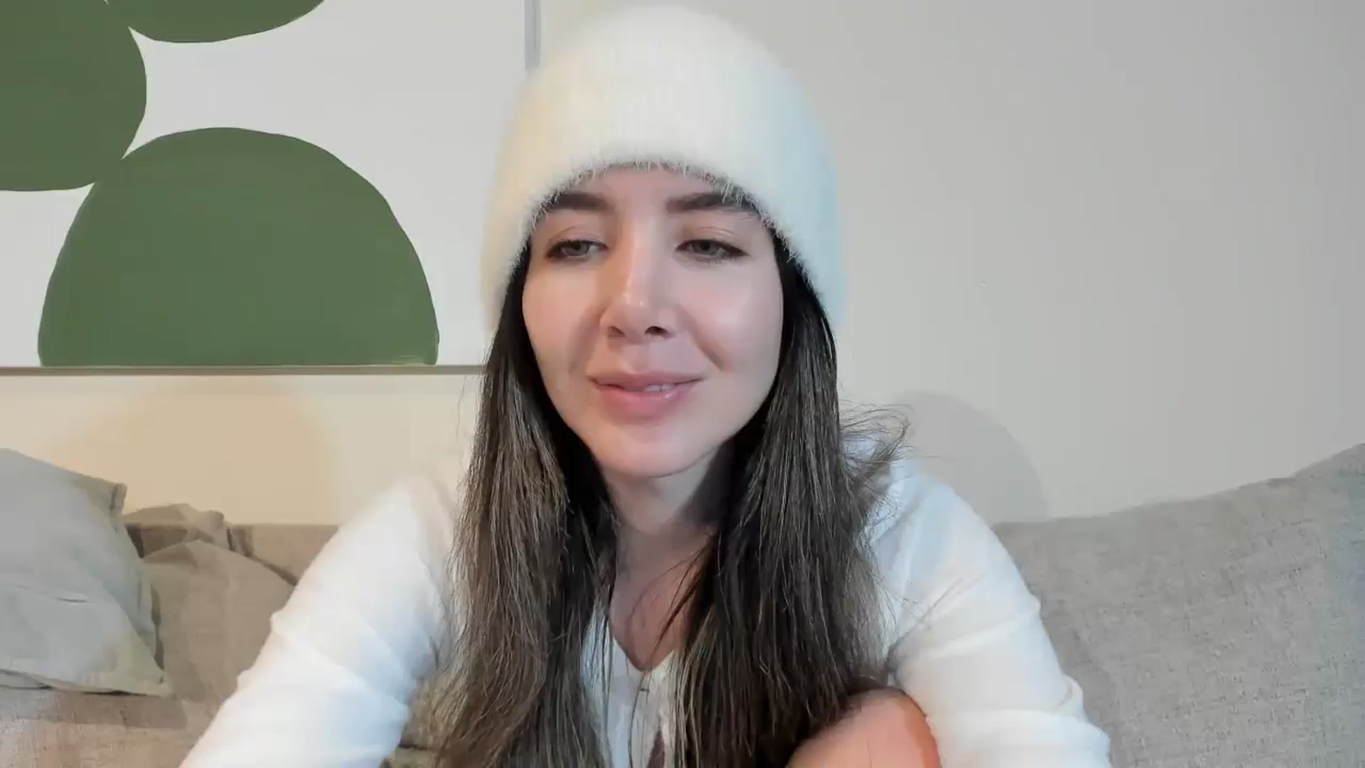 Gallery image thumbnail from LauraVega's myfreecams stream on, 01/12/2026, 22:21 image 1 of 20