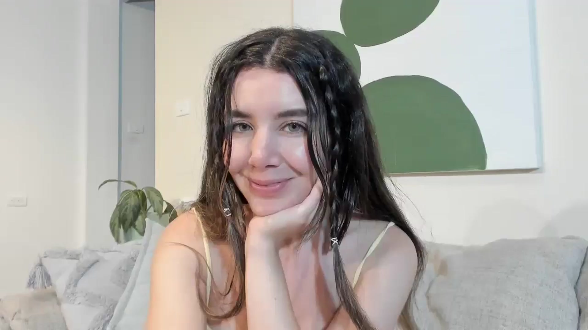 Gallery image thumbnail from LauraVega's myfreecams stream on, 01/19/2026, 24:53 image 7 of 20