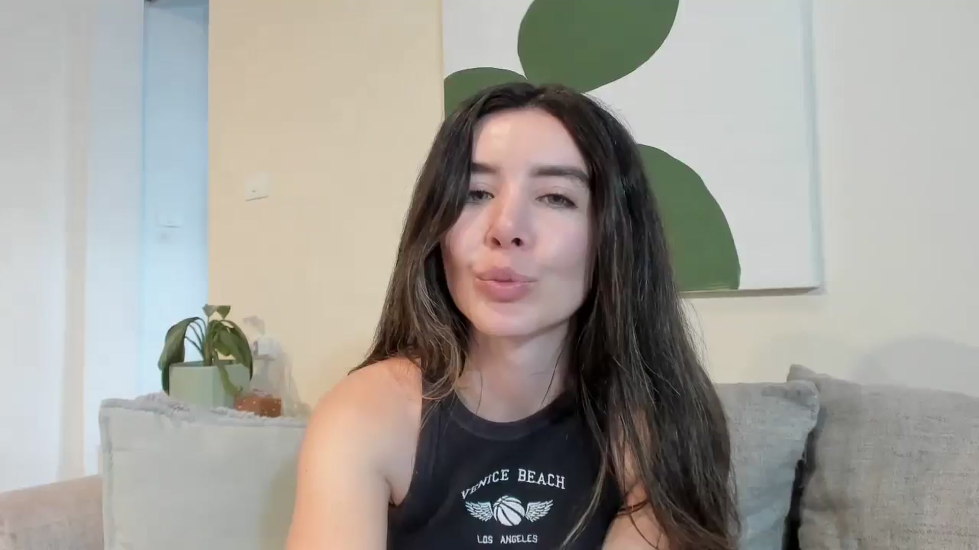 Gallery image thumbnail from LauraVega's myfreecams stream on, 01/21/2026, 01:06 image 5 of 20