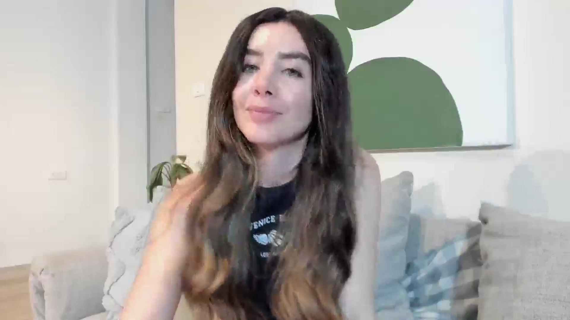 Gallery image thumbnail from LauraVega's myfreecams stream on, 01/21/2026, 01:06 image 18 of 20