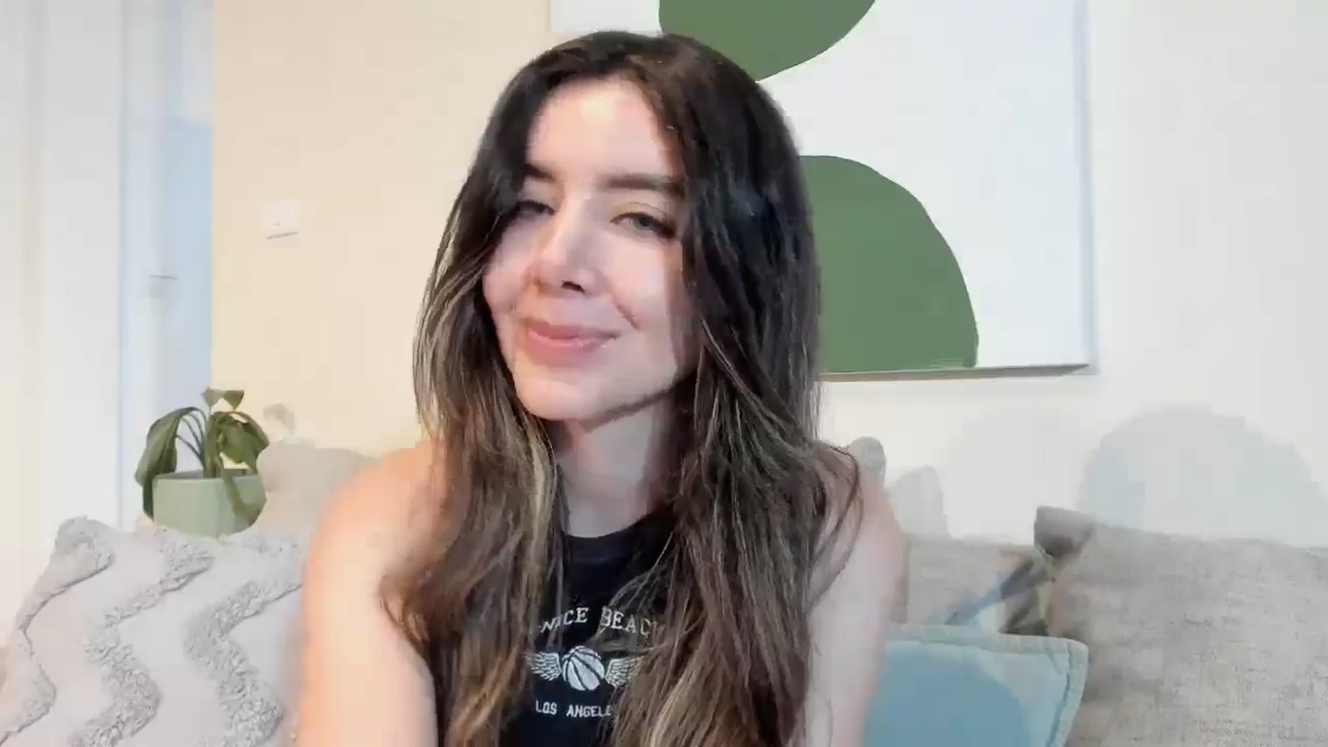 Gallery image thumbnail from LauraVega's myfreecams stream on, 01/21/2026, 01:45 image 7 of 20