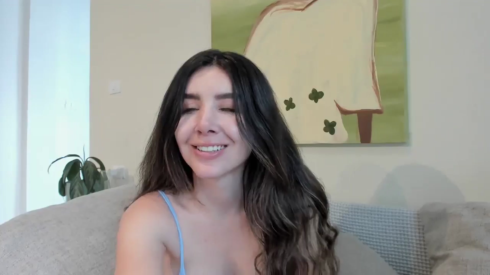 Gallery image thumbnail from LauraVega's myfreecams stream on, 03/03/2026, 15:41 image 12 of 20