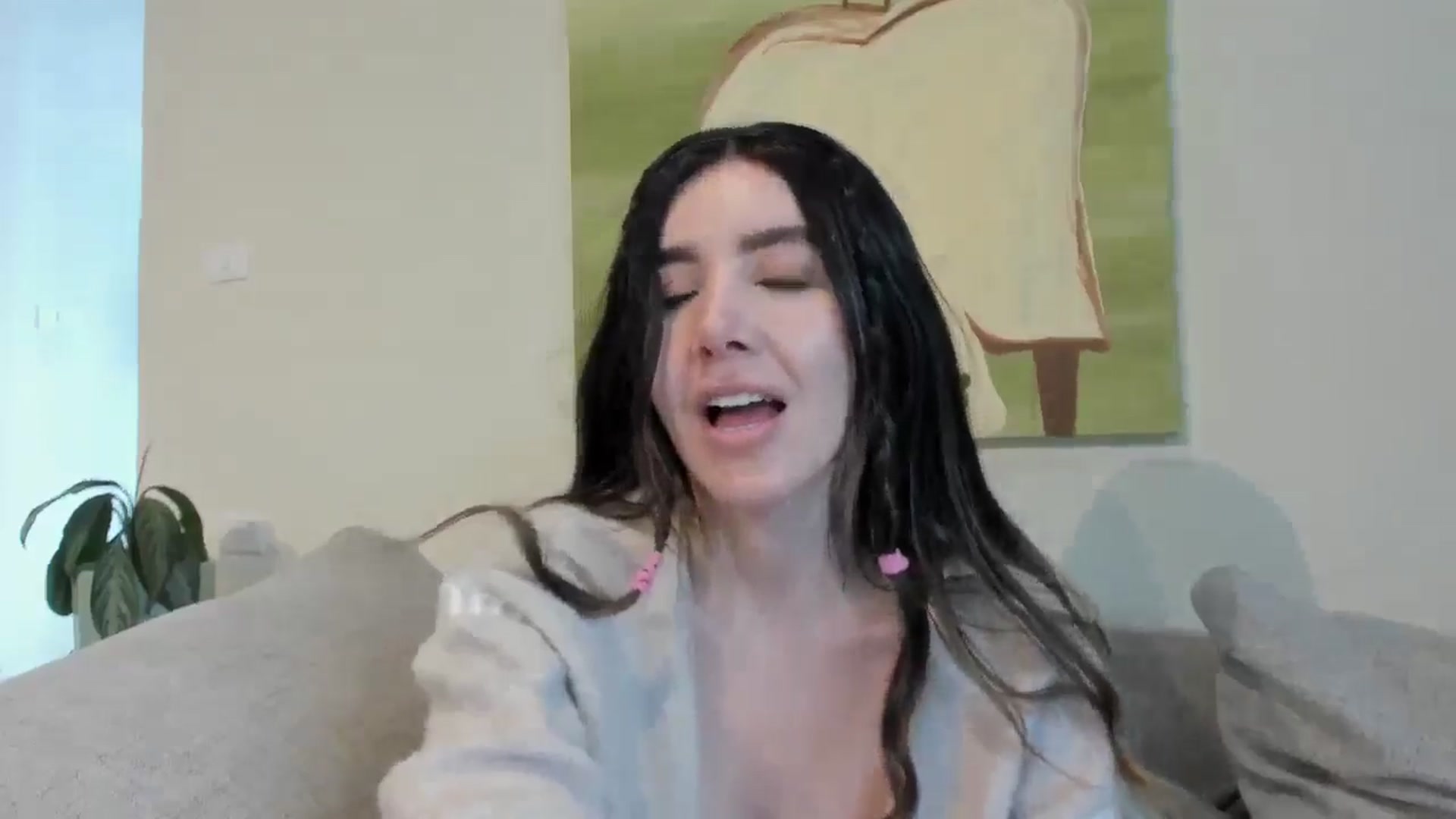 Gallery image thumbnail from LauraVega's myfreecams stream on, 03/08/2026, 17:51 image 16 of 20