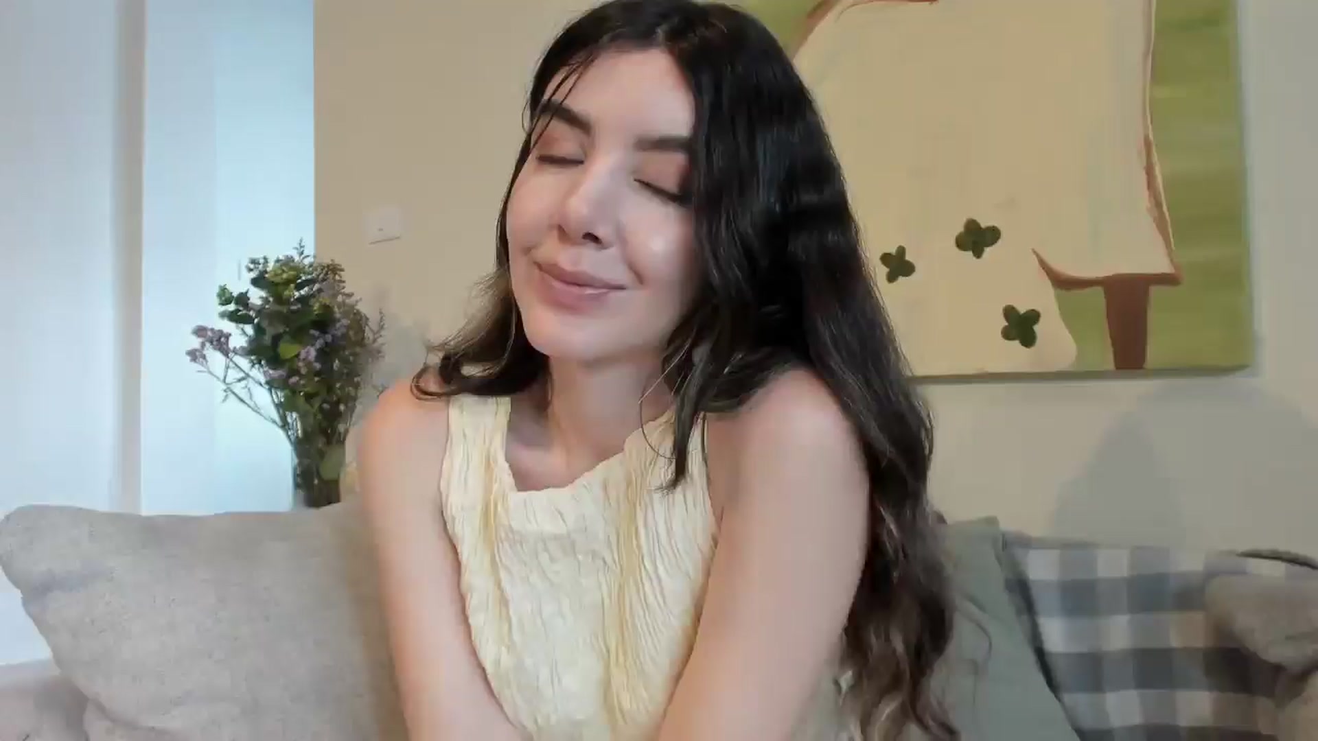 Gallery image thumbnail from LauraVega's myfreecams stream on, 03/24/2026, 16:02 image 12 of 20