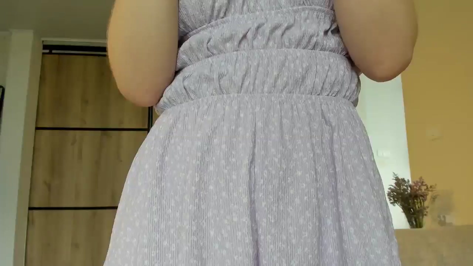 Gallery image thumbnail from LauraVega's myfreecams stream on, 03/29/2026, 18:03 image 9 of 20