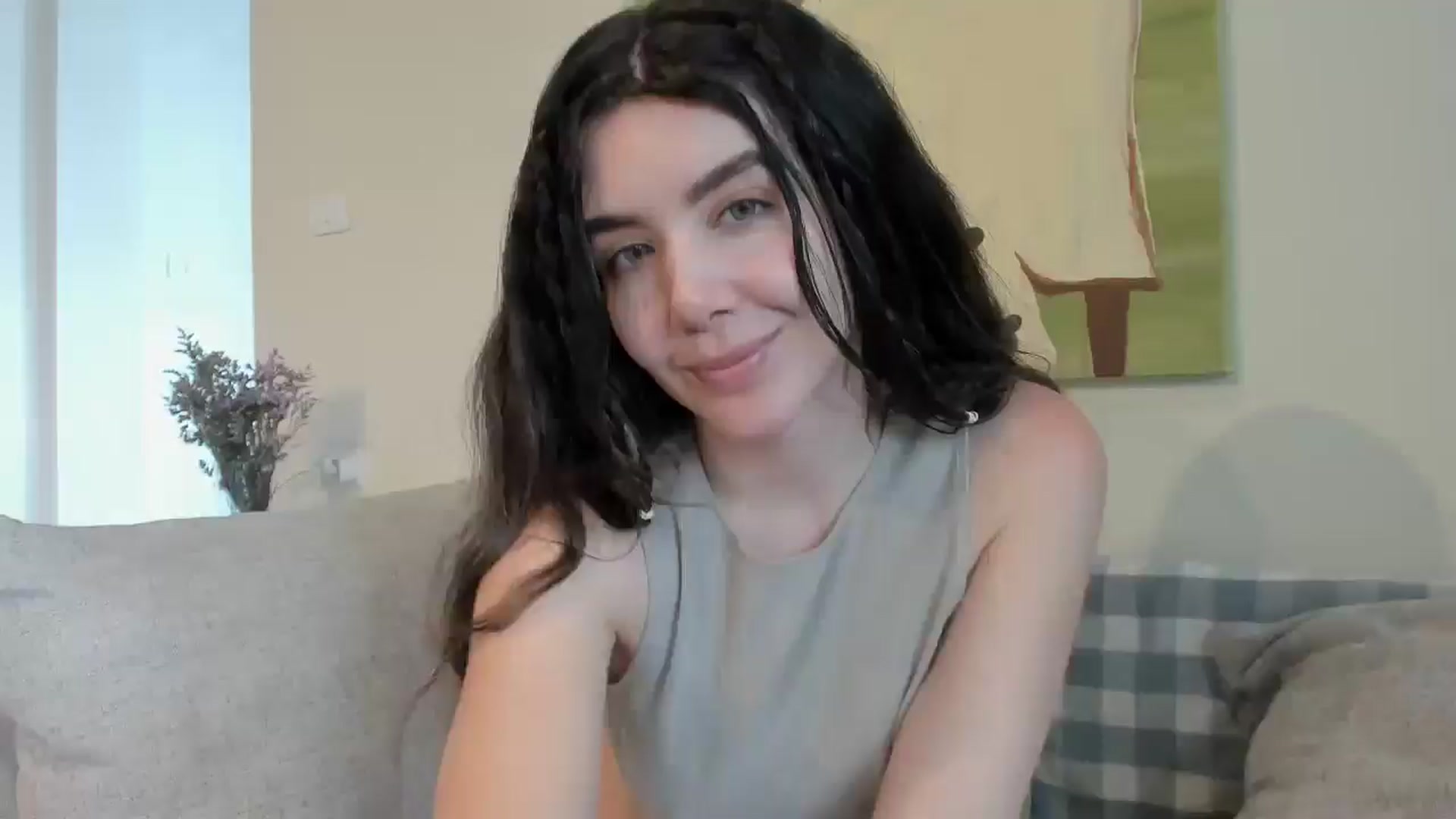 Gallery image thumbnail from LauraVega's myfreecams stream on, 04/05/2026, 18:05 image 18 of 20