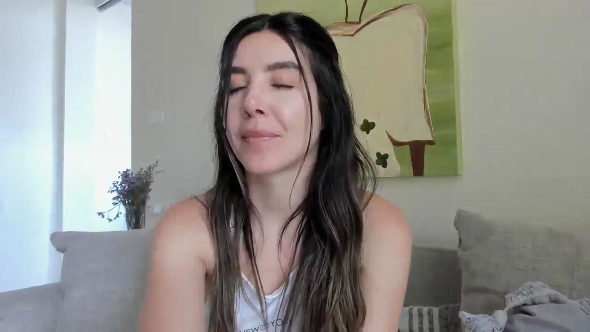 Gallery image thumbnail from LauraVega's myfreecams stream on, 04/11/2026, 18:05 image 19 of 20