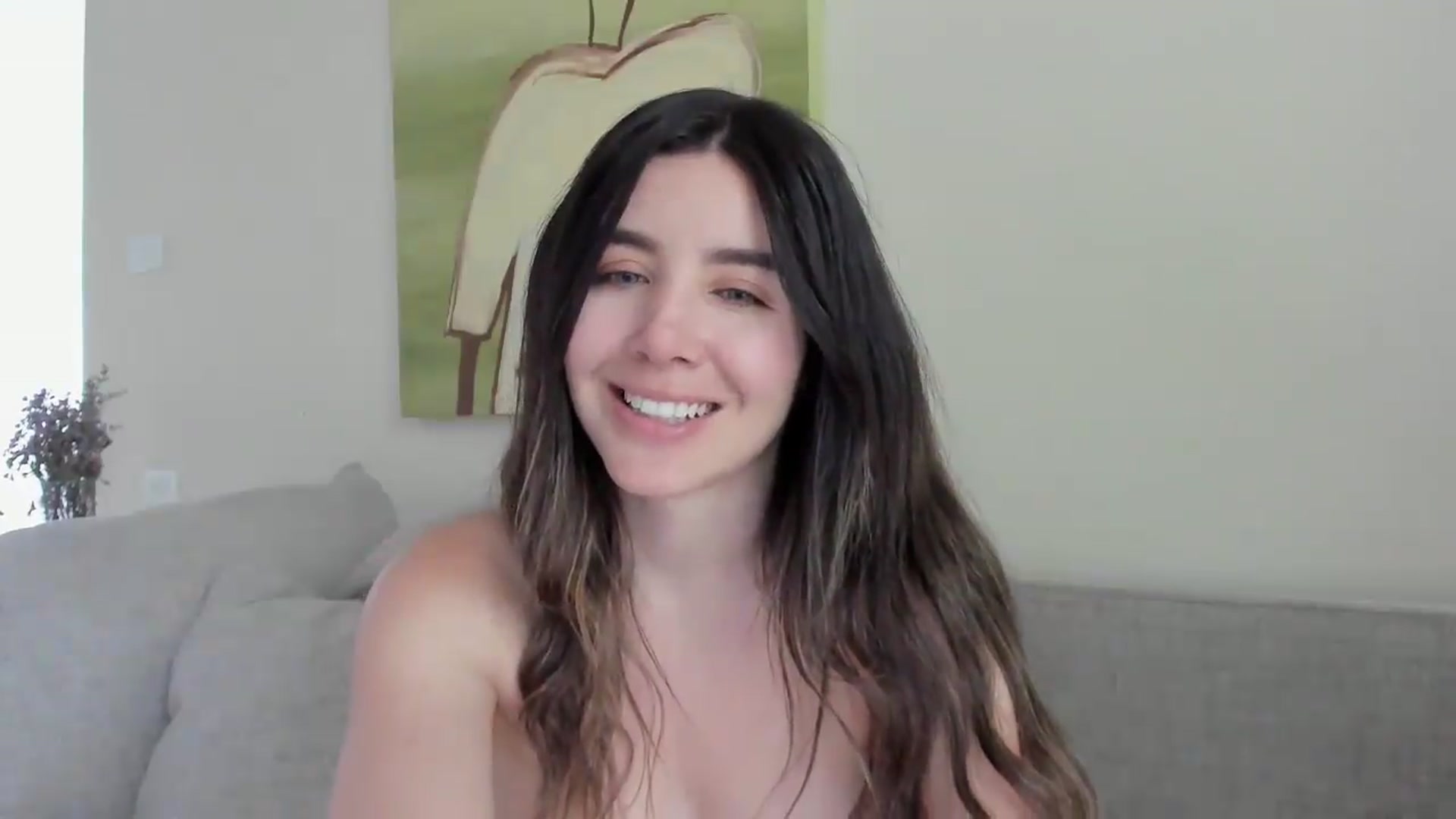 Gallery image thumbnail from LauraVega's myfreecams stream on, 04/26/2026, 18:40 image 20 of 20