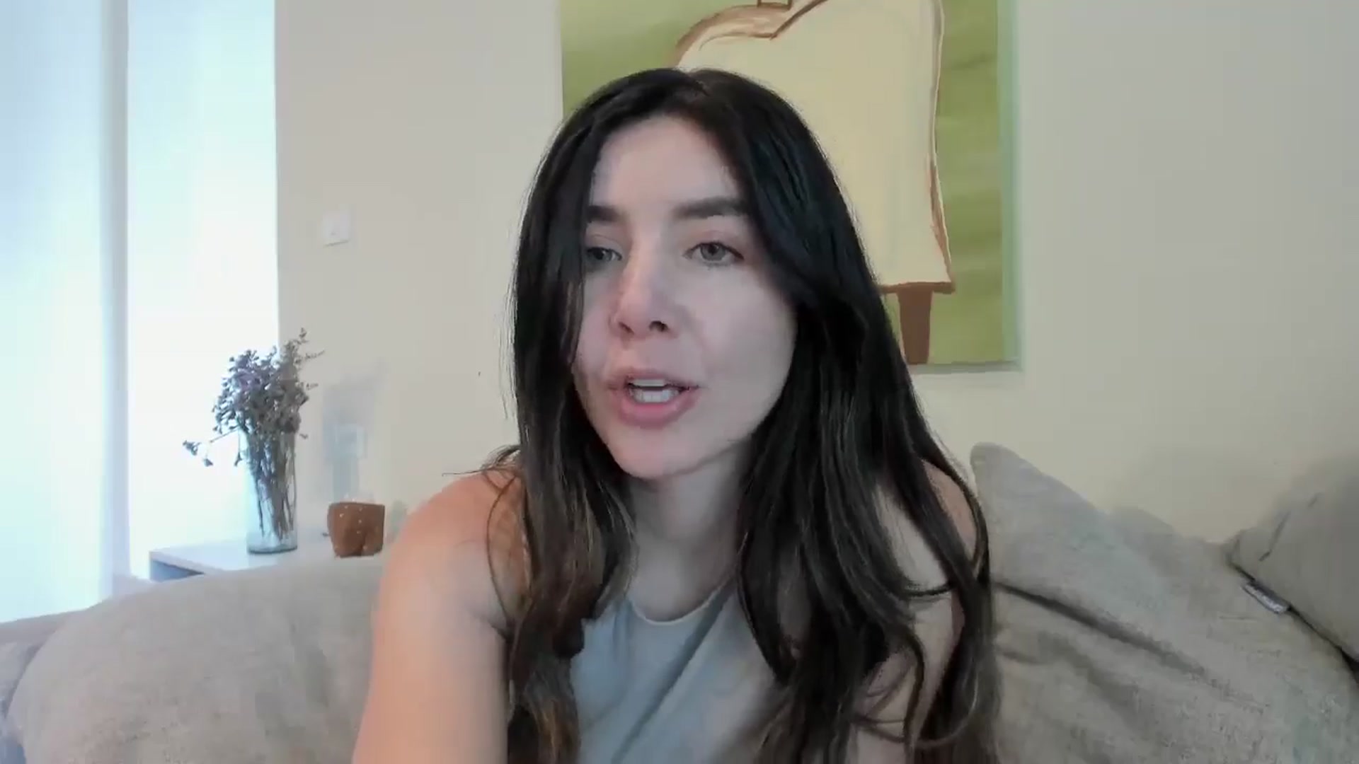 Gallery image thumbnail from LauraVega's myfreecams stream on, 04/28/2026, 18:02 image 15 of 20